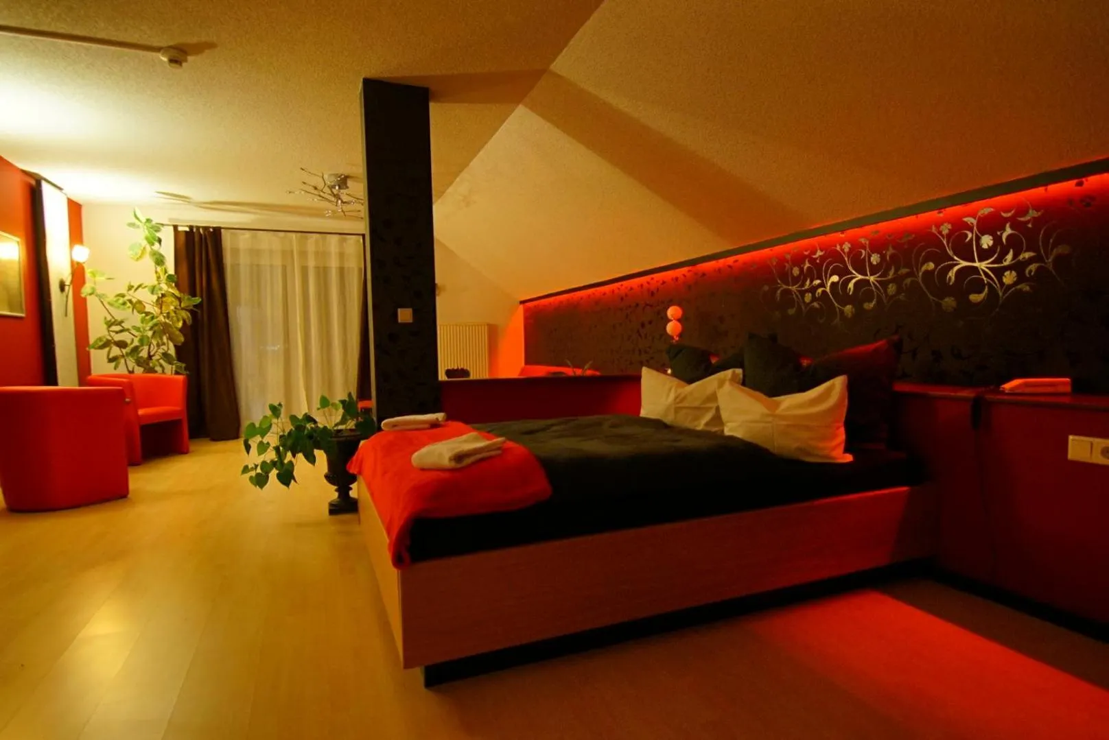 Bed in TIPTOP Hotel am Hochrhein