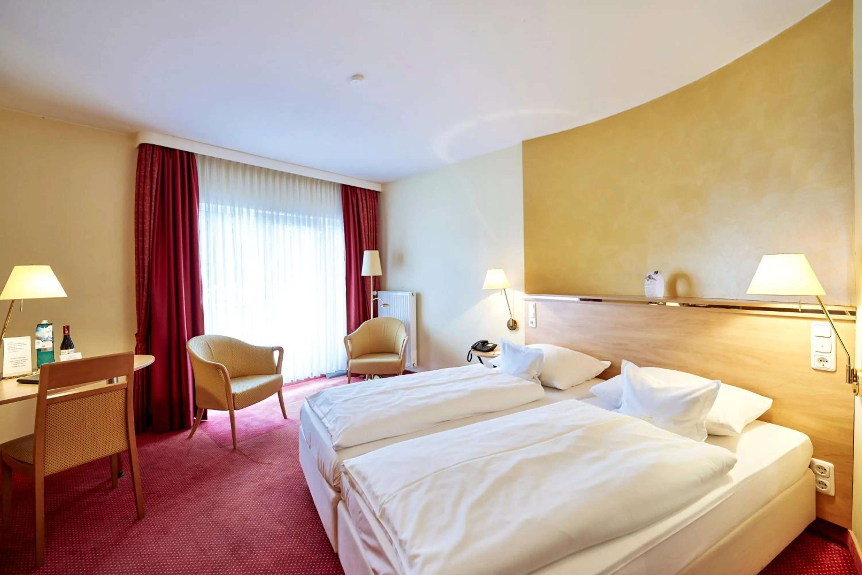 Photo of the whole room, Bed in Ringhotel Gardels