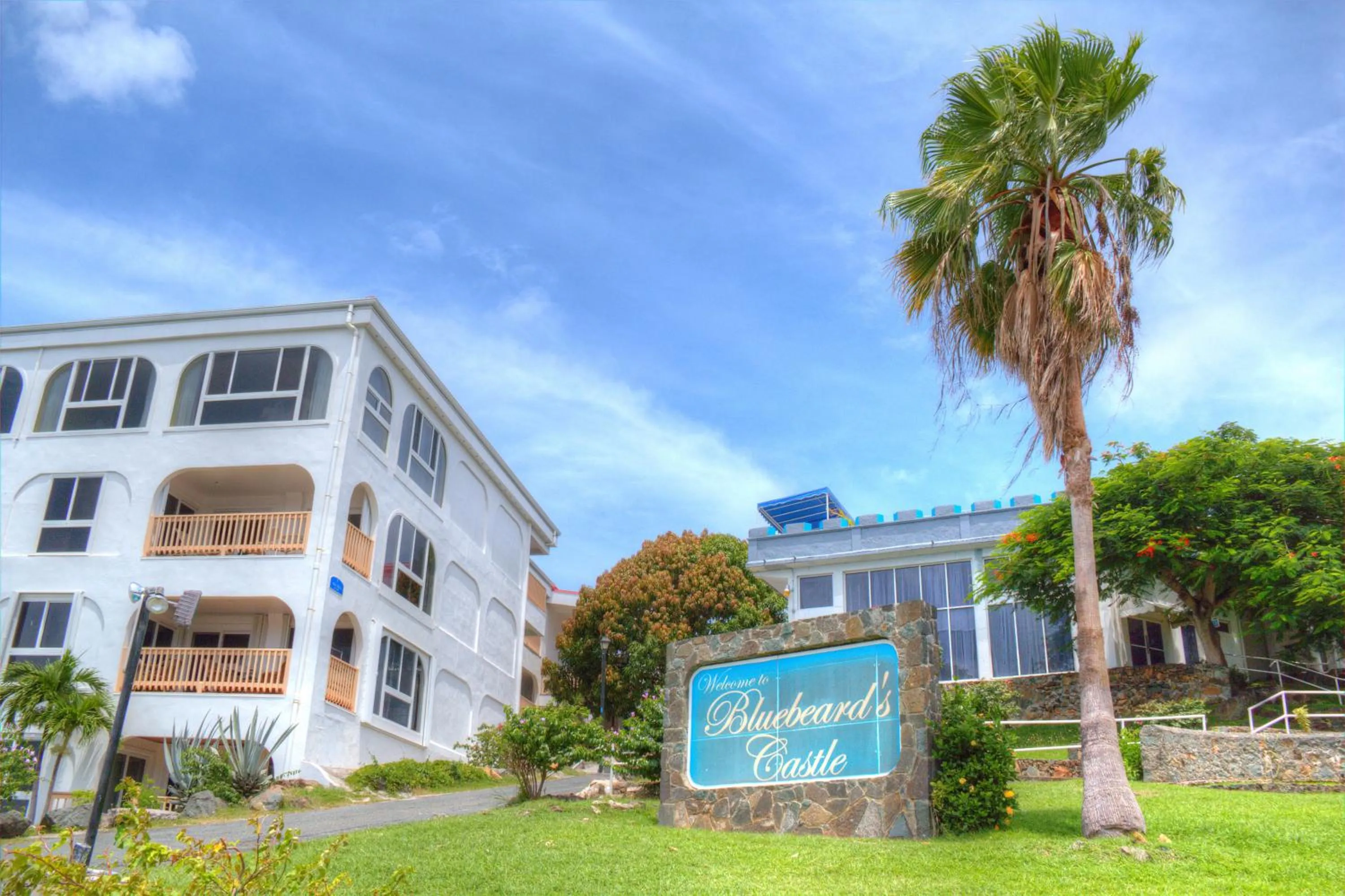 Facade/entrance in Hilltop Villas at Bluebeard's Castle