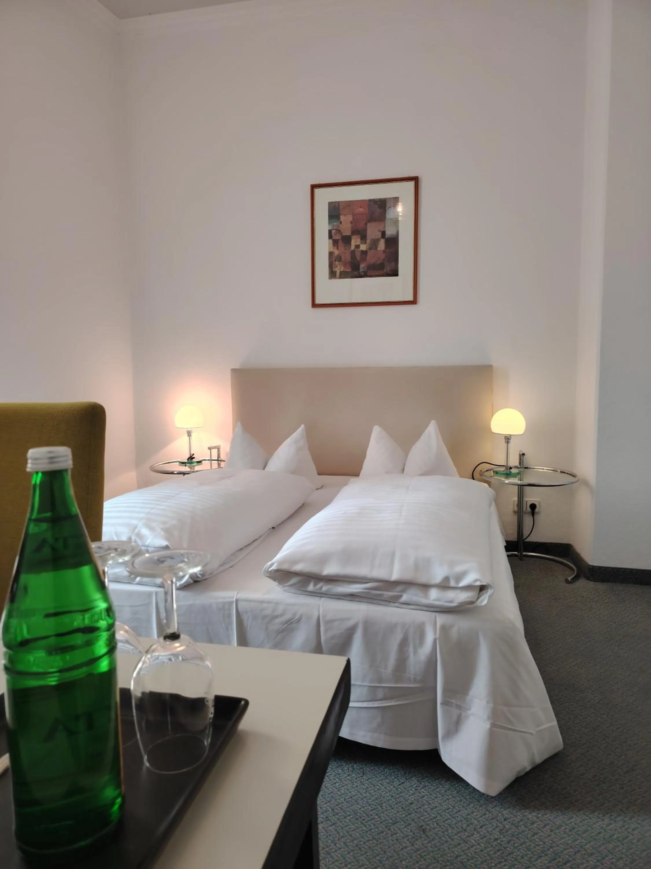 Bed in Hotel Drei Kronen