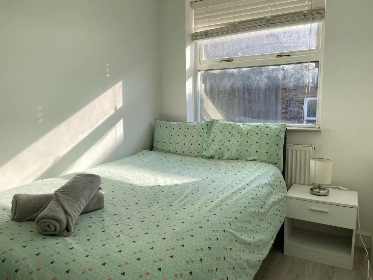 Bed in Liverpool City Stays - Economy Room Close to city centre GG