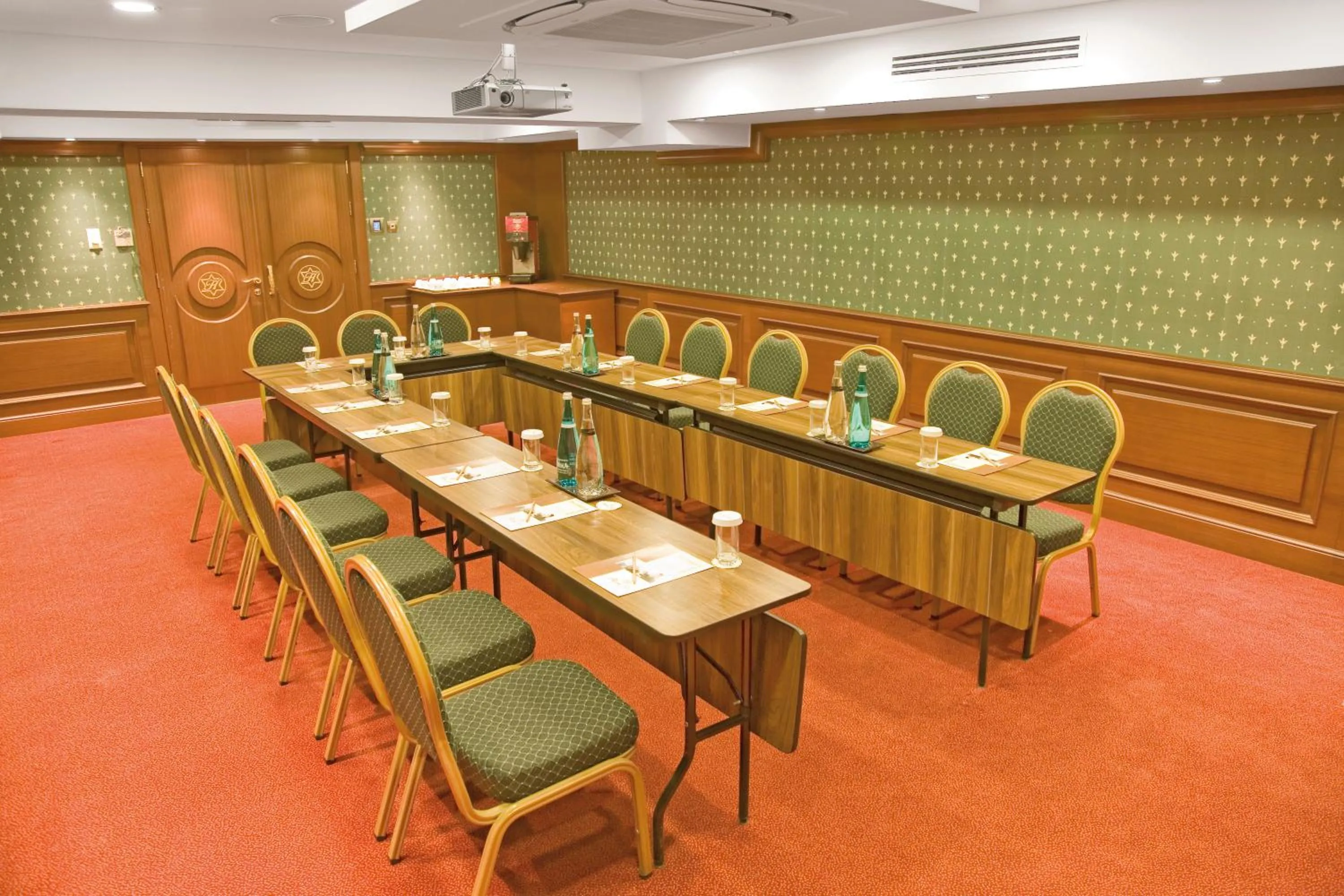 Business facilities in Hurry Inn Merter Istanbul