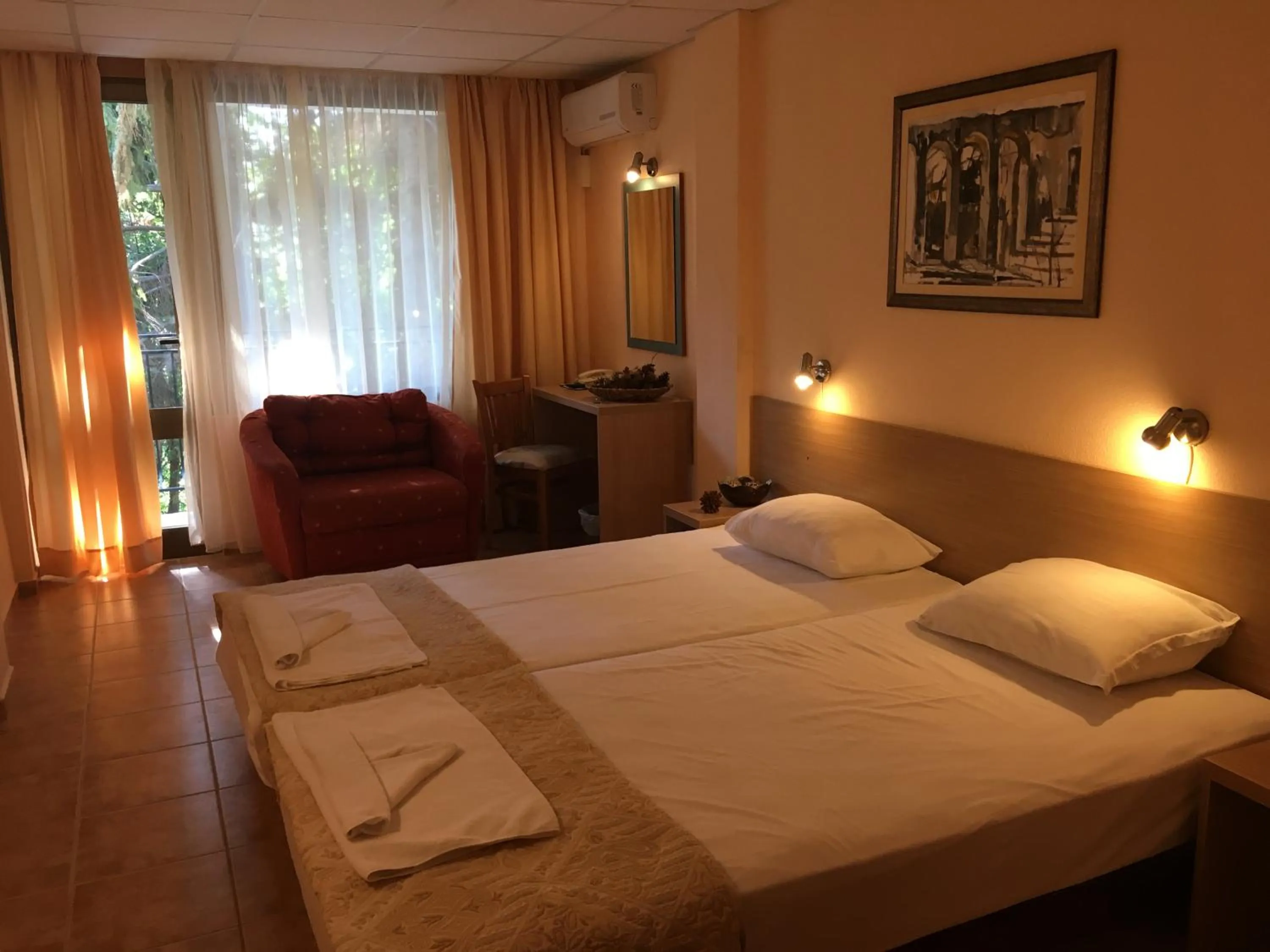 Bedroom, Bed in Park Hotel Briz - All Inclusive & Free Parking