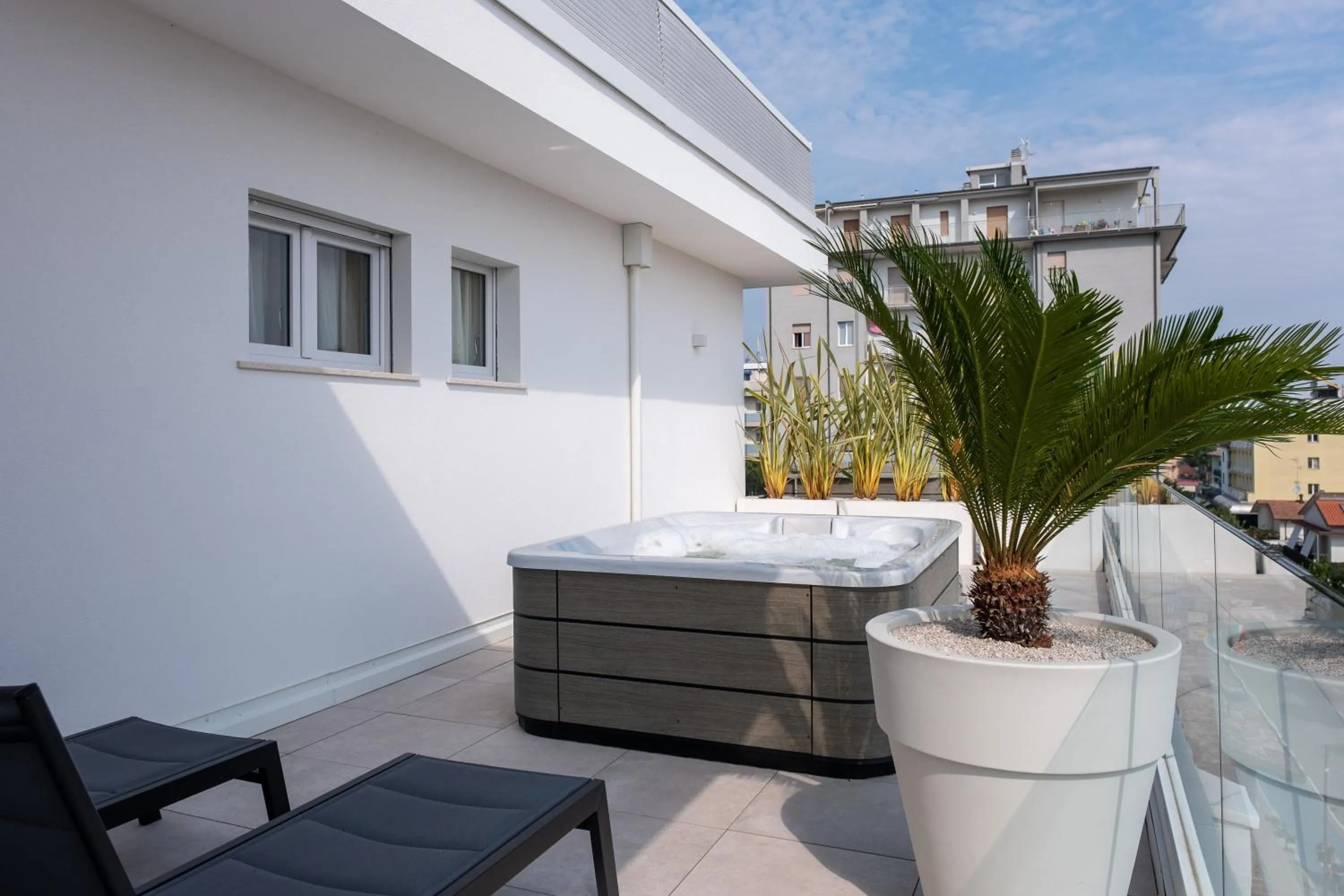 Hot Tub in Hotel Estense