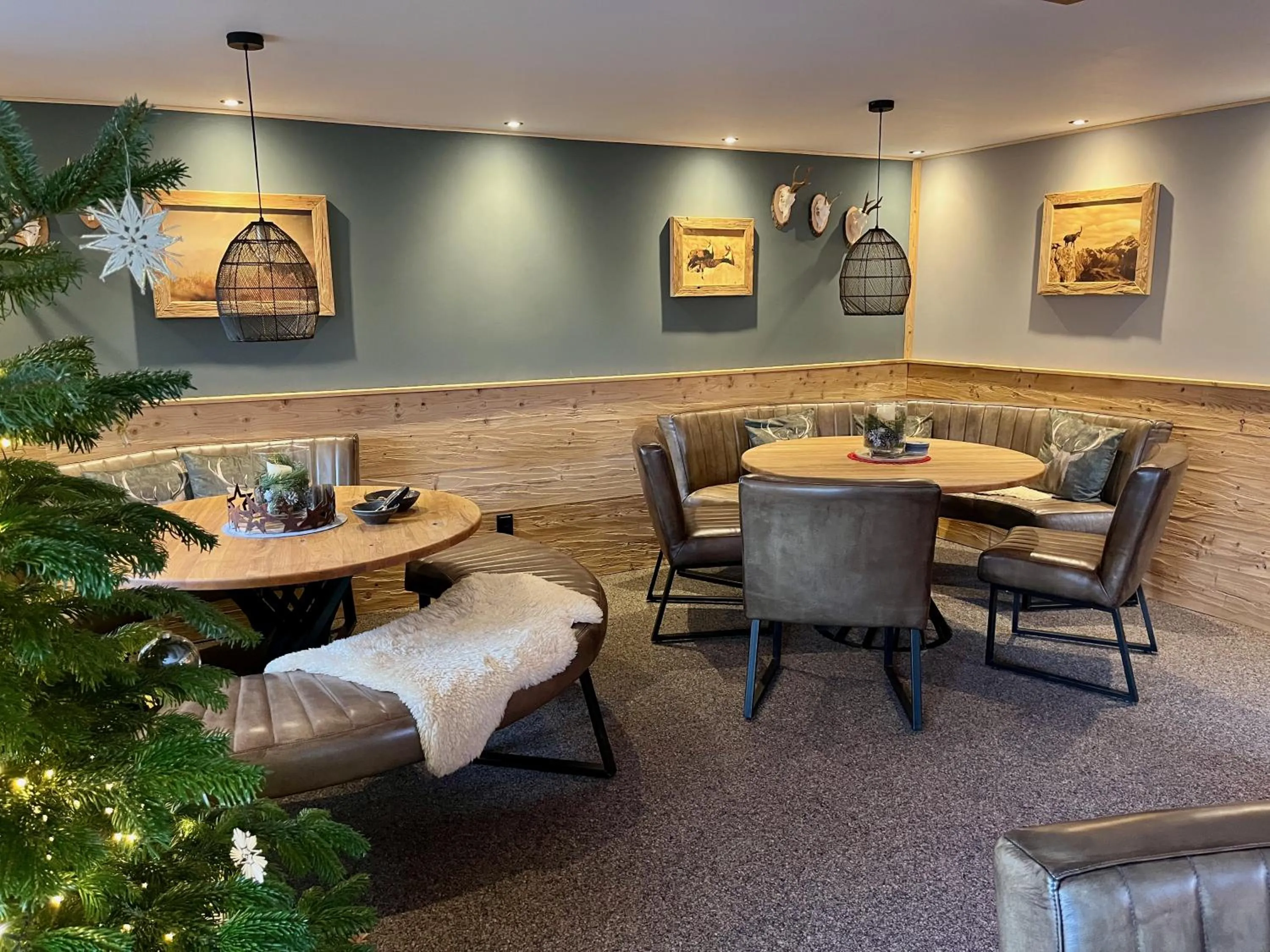 Lounge or bar in Hotel-Garni Kalkbrennerhof