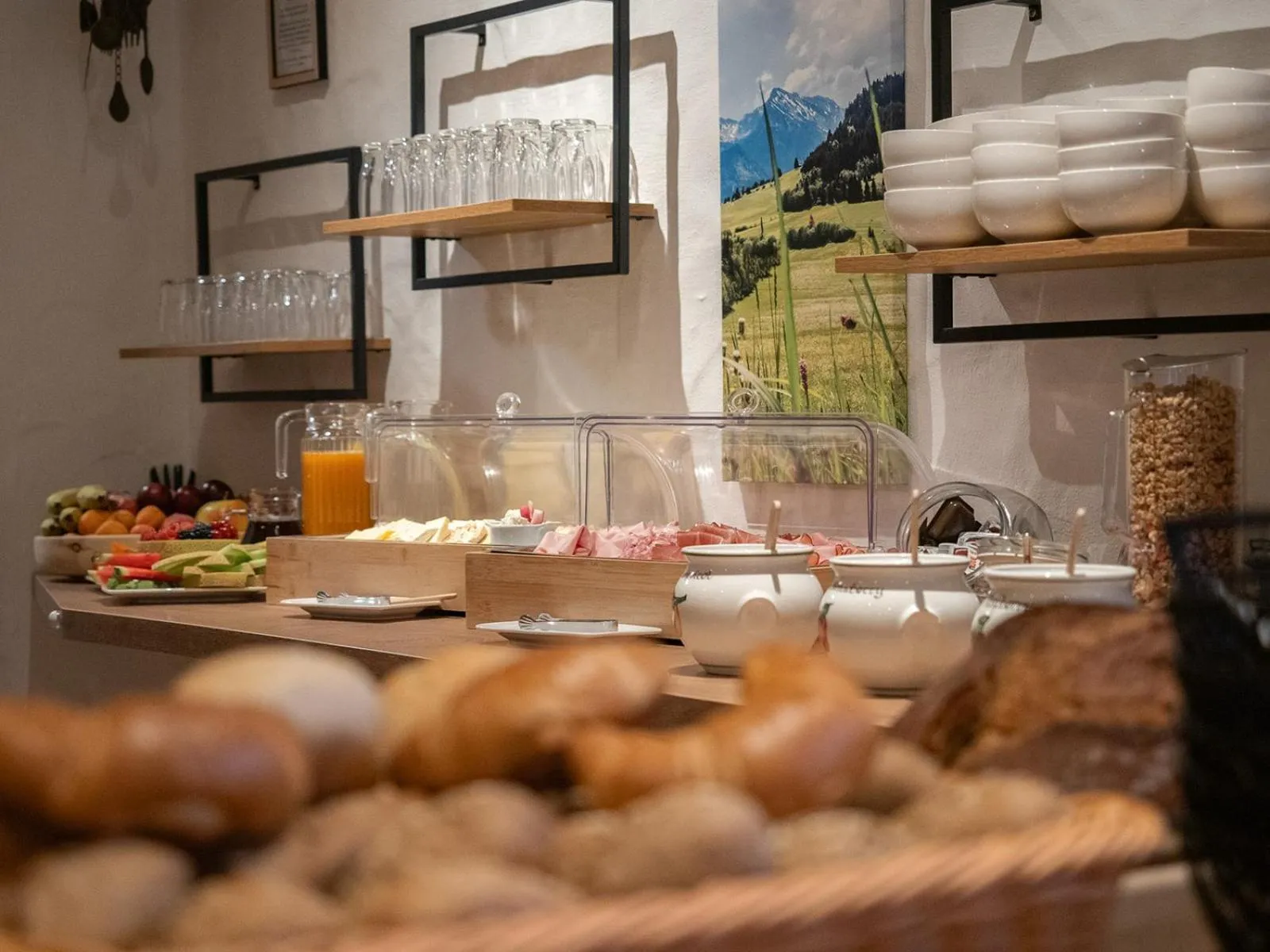 Buffet breakfast in Hotel-Garni Kalkbrennerhof