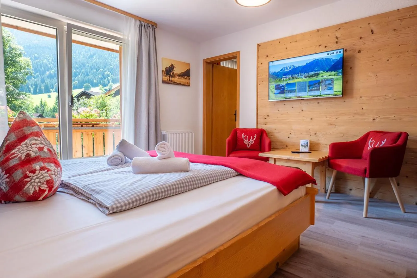 Photo of the whole room, Bed in Hotel-Garni Kalkbrennerhof