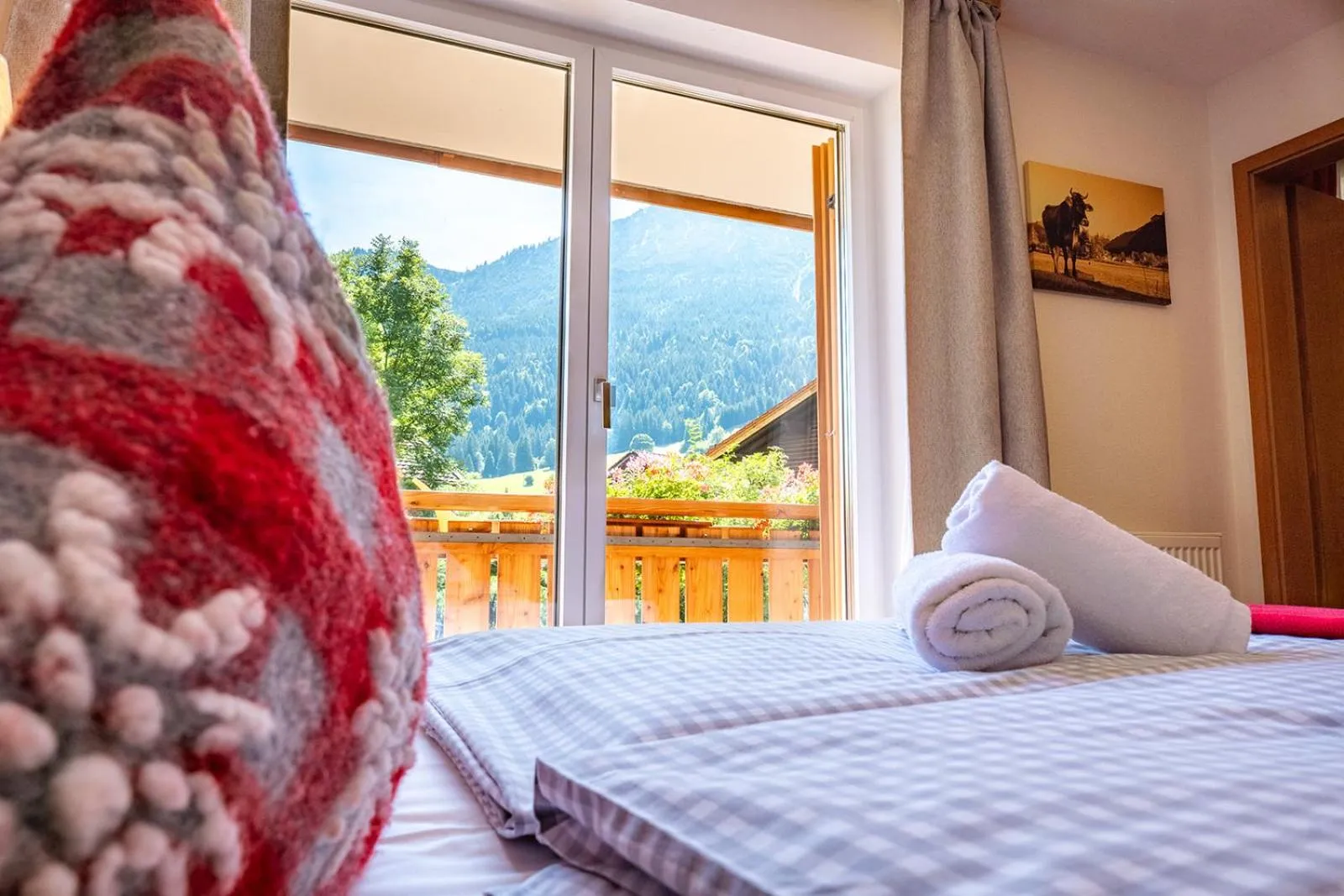 Photo of the whole room, Bed in Hotel-Garni Kalkbrennerhof