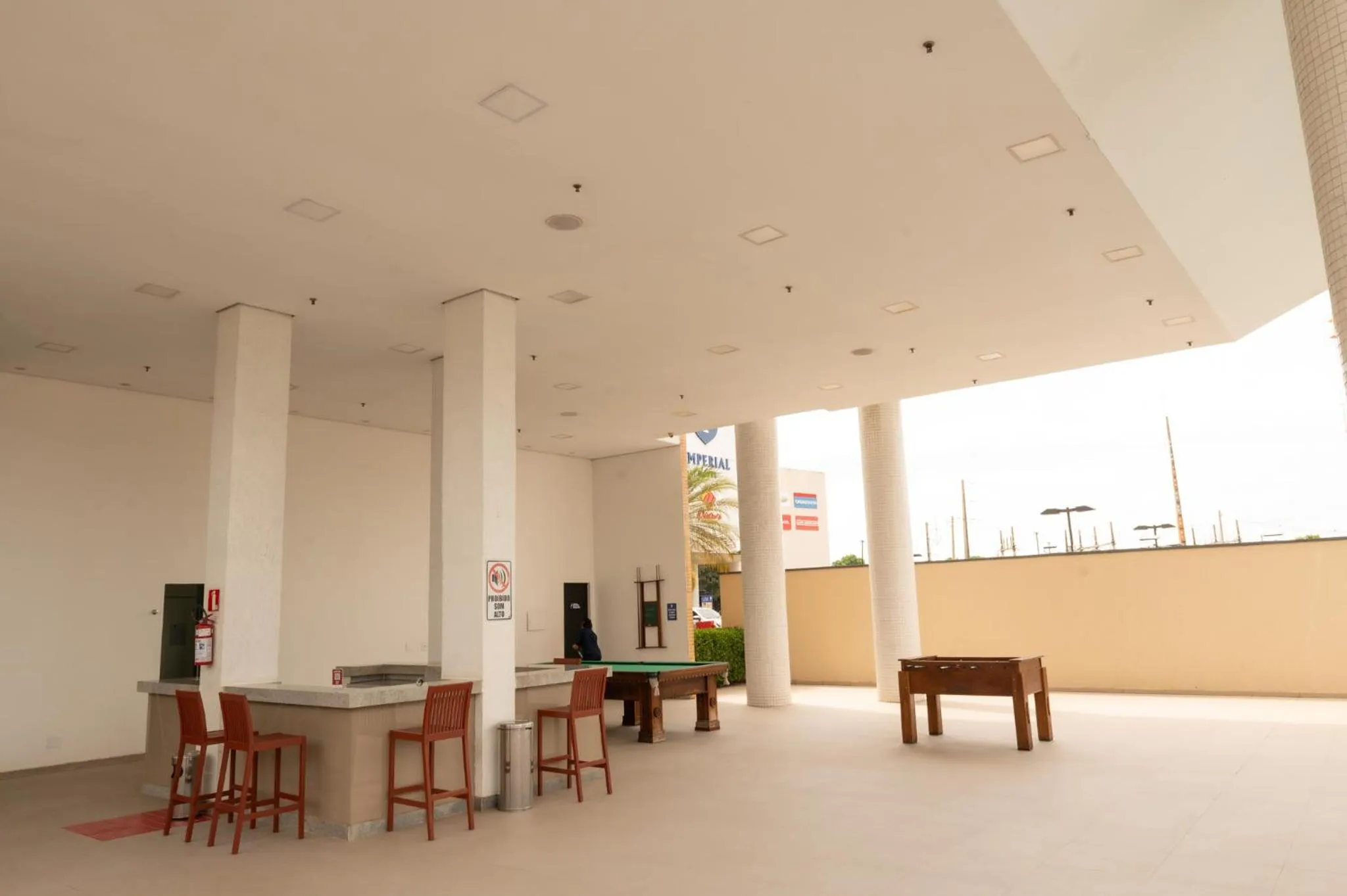 Swimming pool in Imperial Hotel