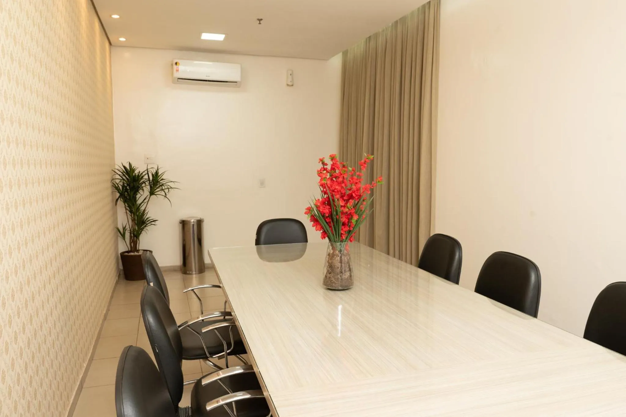 Meeting/conference room in Imperial Hotel