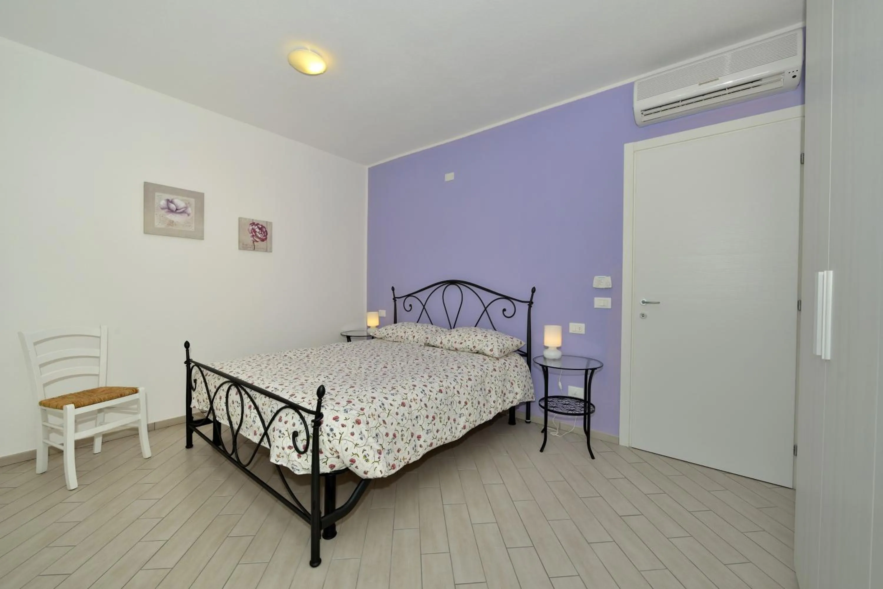 Bedroom, Bed in Residence Serenella