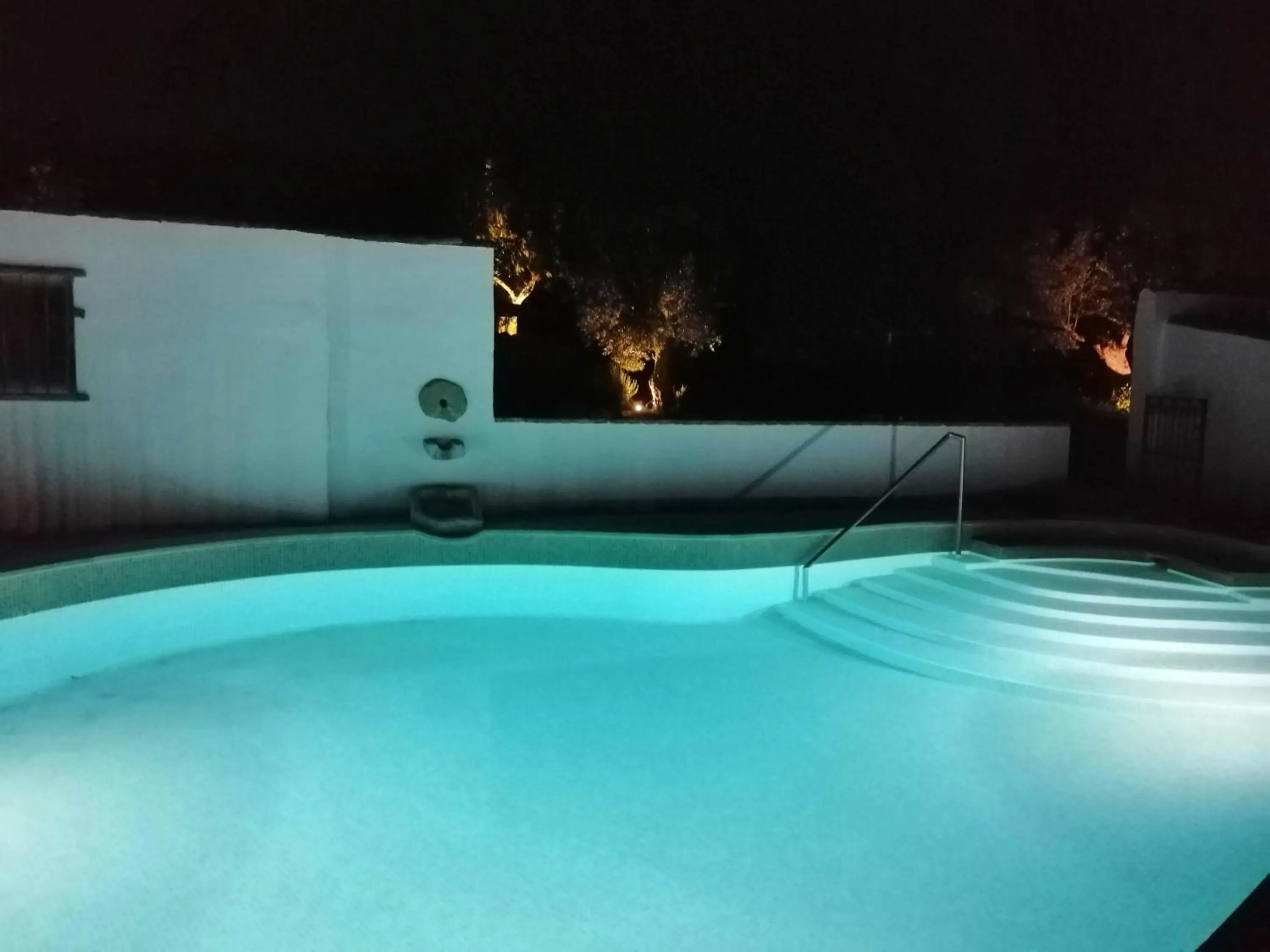 Night in Hotel Rural Alqueria de los lentos