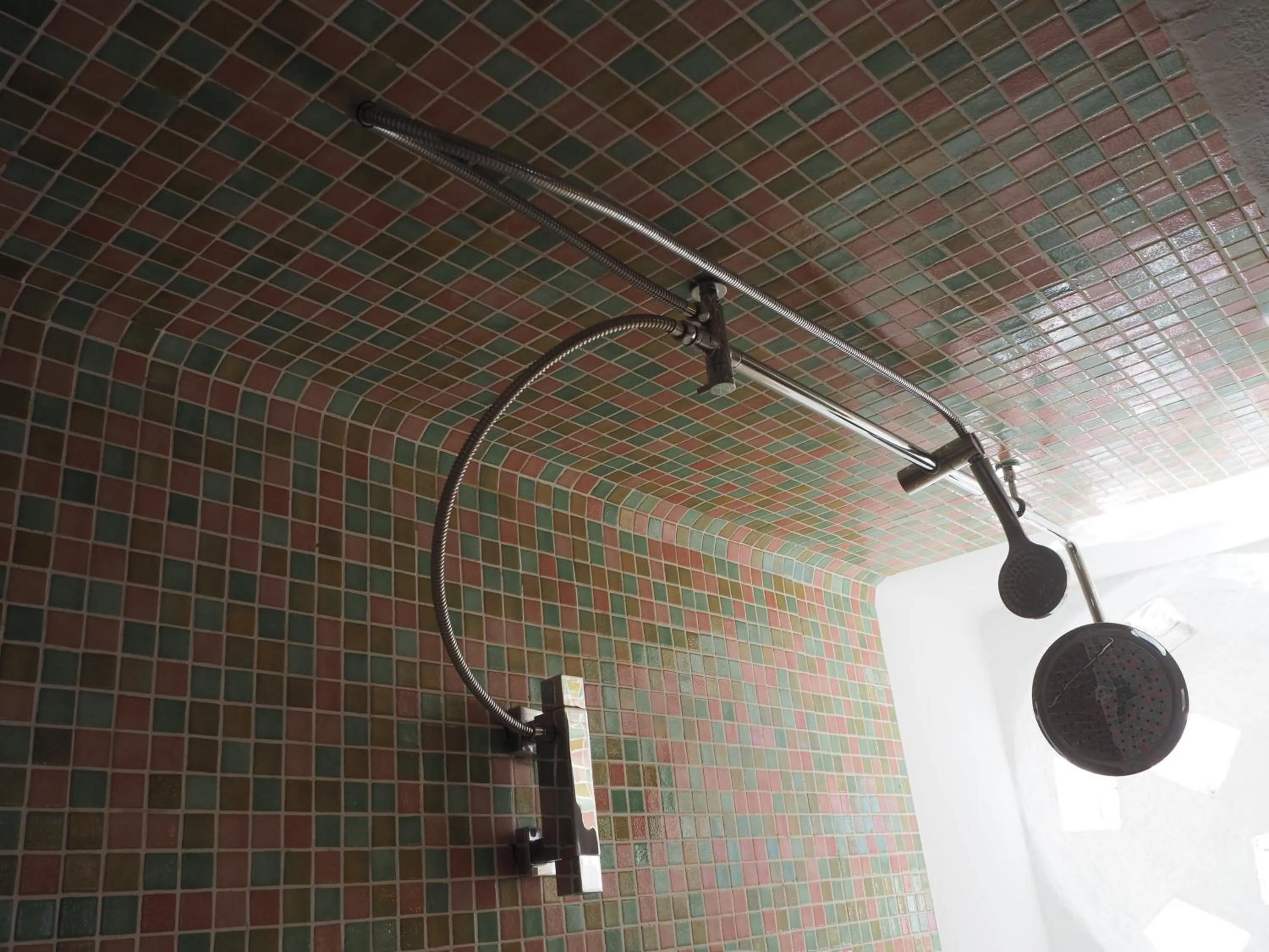 Shower in Hotel Rural Alqueria de los lentos