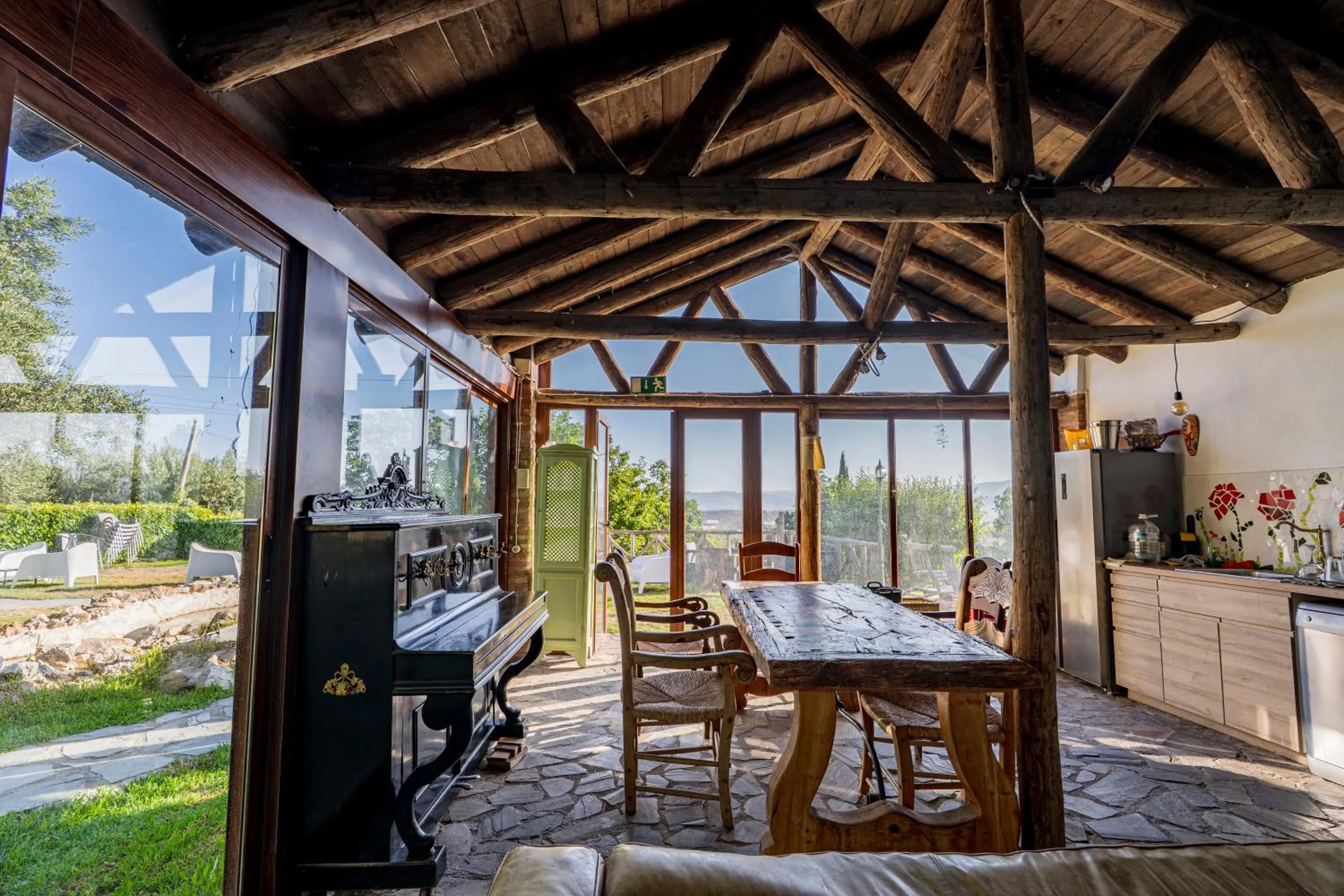 Library in Hotel Rural Alqueria de los lentos
