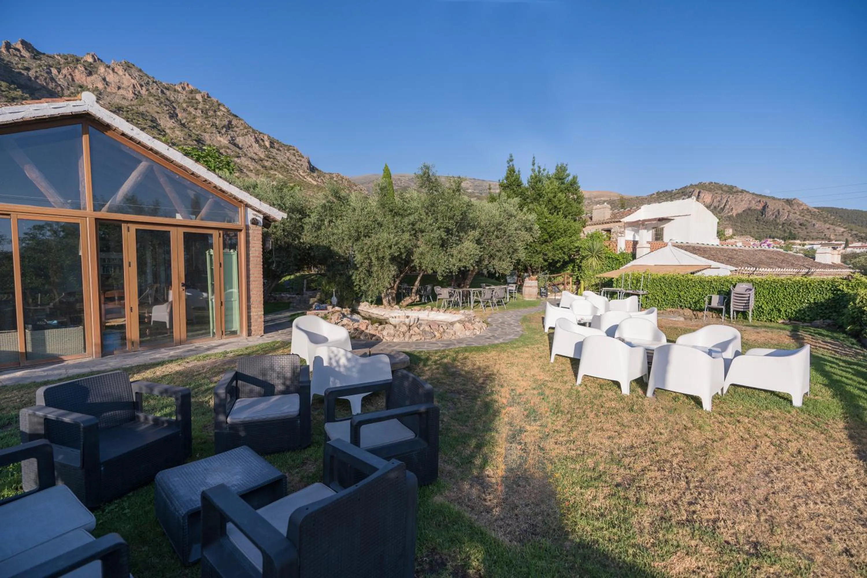 Garden in Hotel Rural Alqueria de los lentos