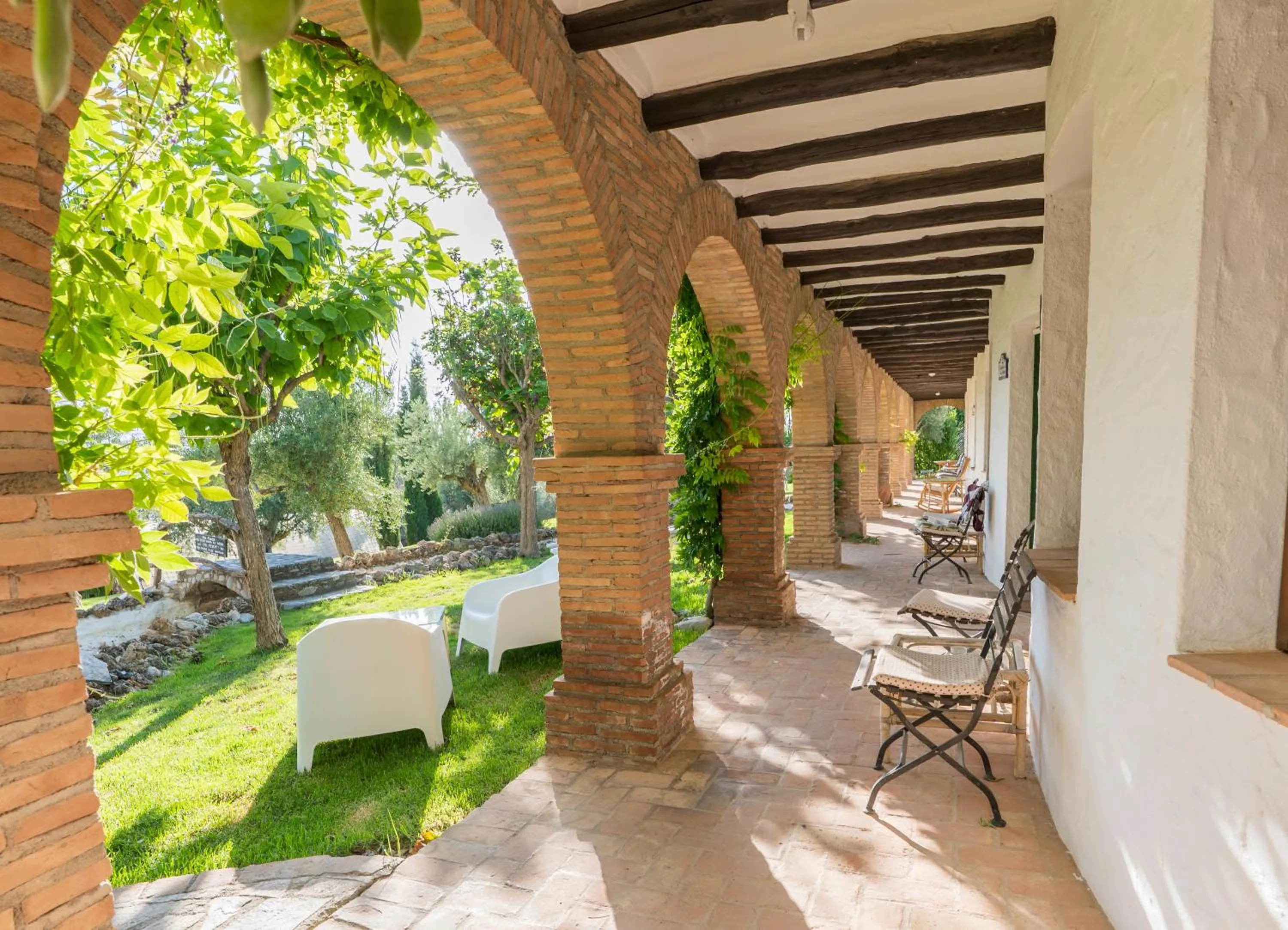 Garden in Hotel Rural Alqueria de los lentos