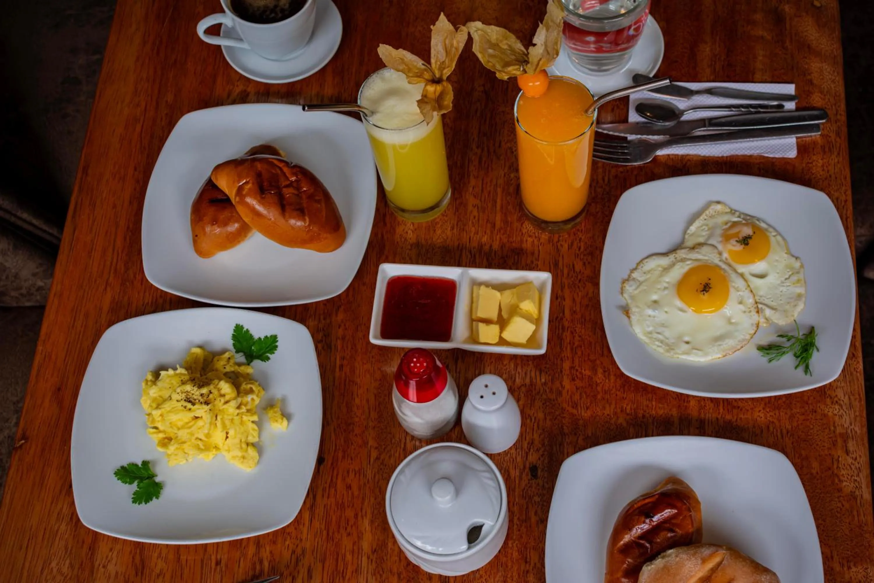 Breakfast in Don Feli House