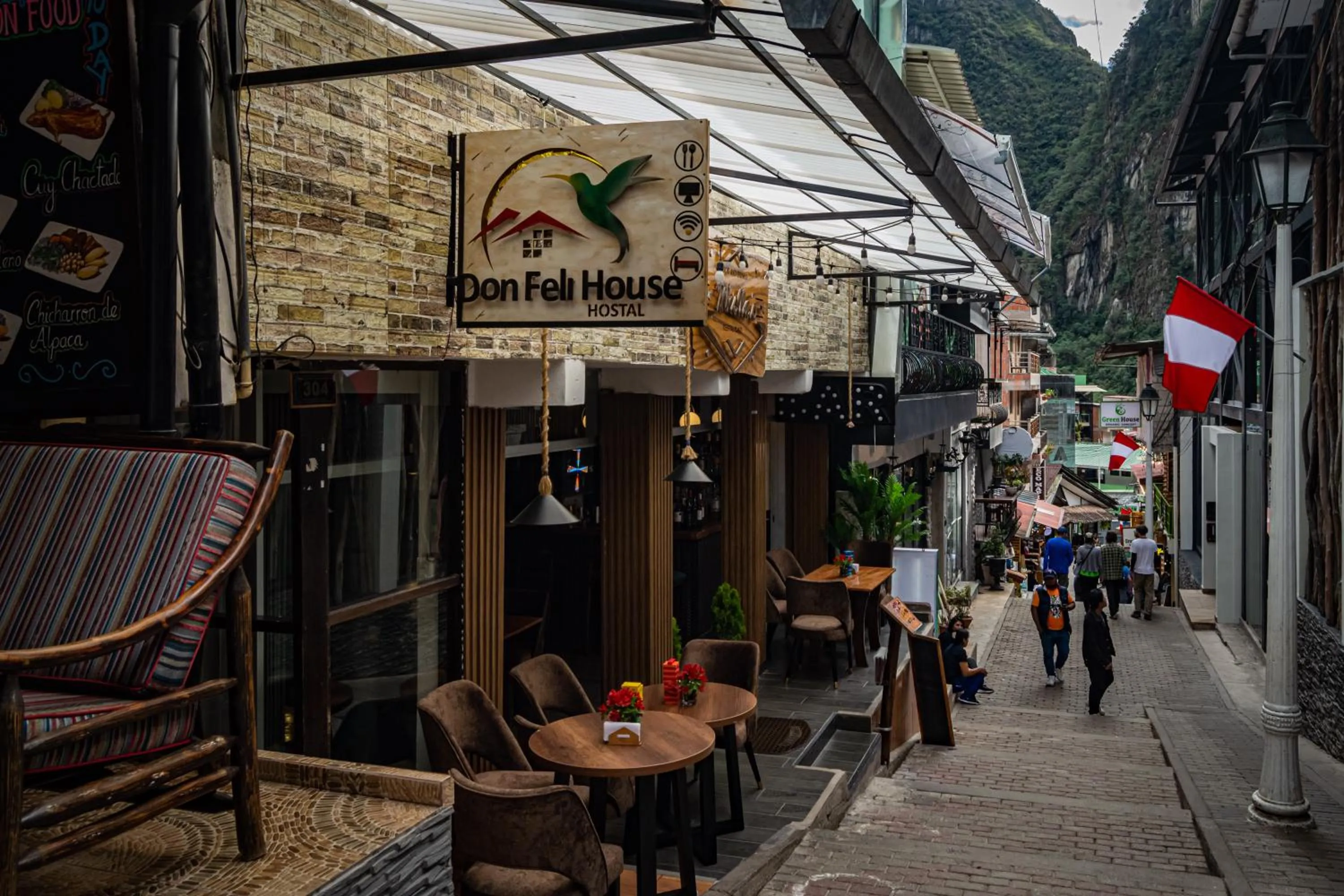 Property building in Don Feli House