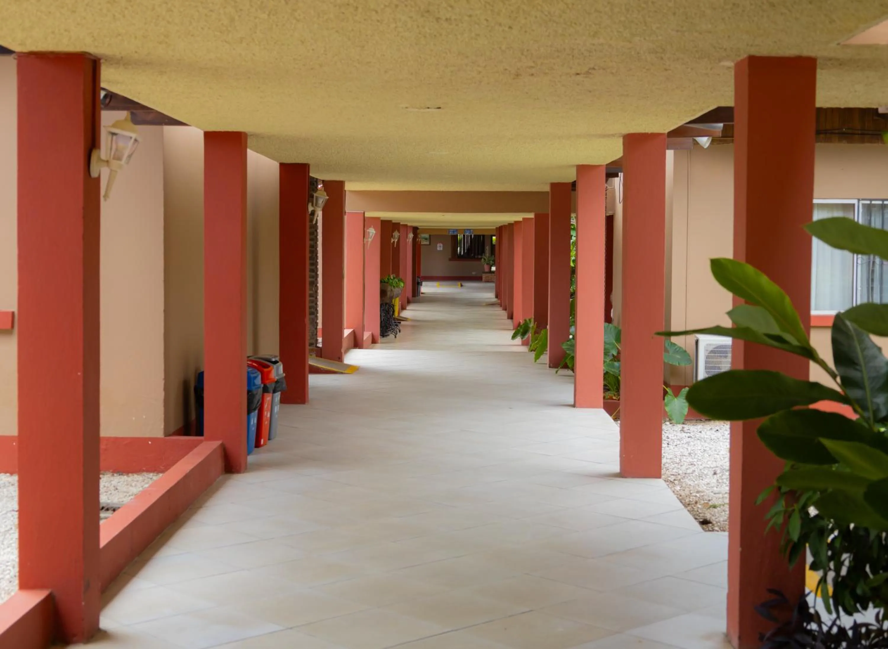 Patio in Hotel Las Espuelas, Bar & Restaurant