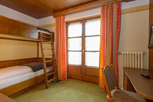 Bed in Hotel Kurpark