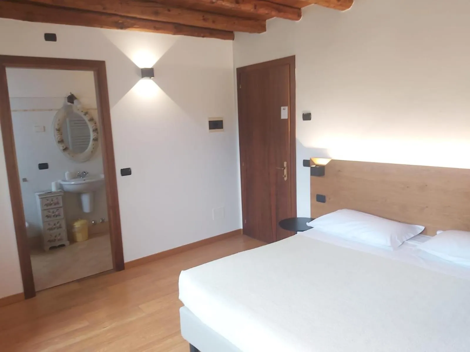 Bedroom, Bed in La Casa Vecchia