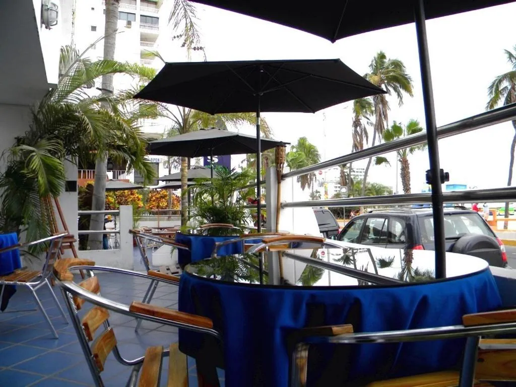 Lounge or bar in Hotel Cocos