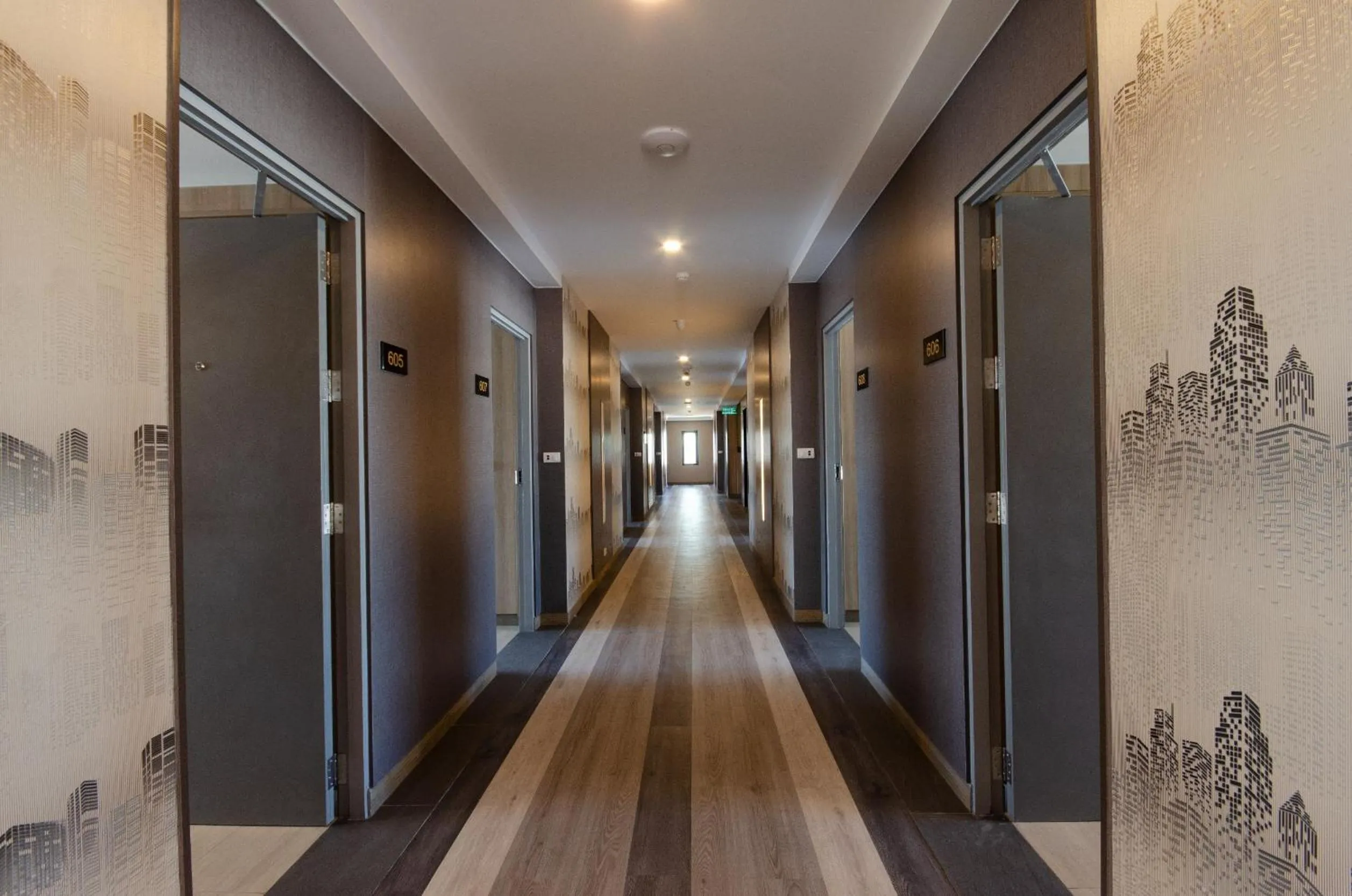 Facade/entrance in Marsi Hotel @ Bangchak