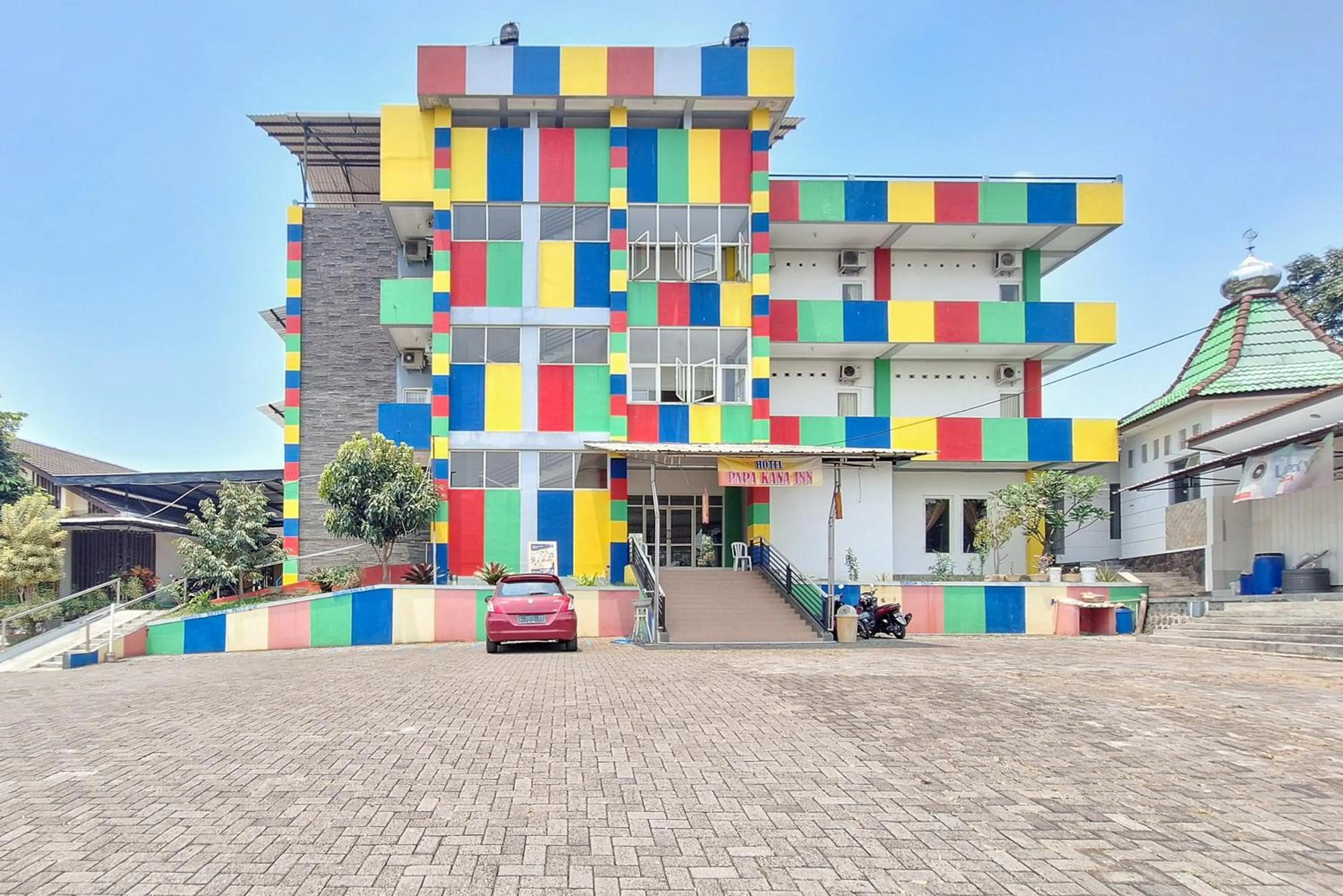 Property building in Papa Kana Farm Mitra RedDoorz At Pacet Mojokerto