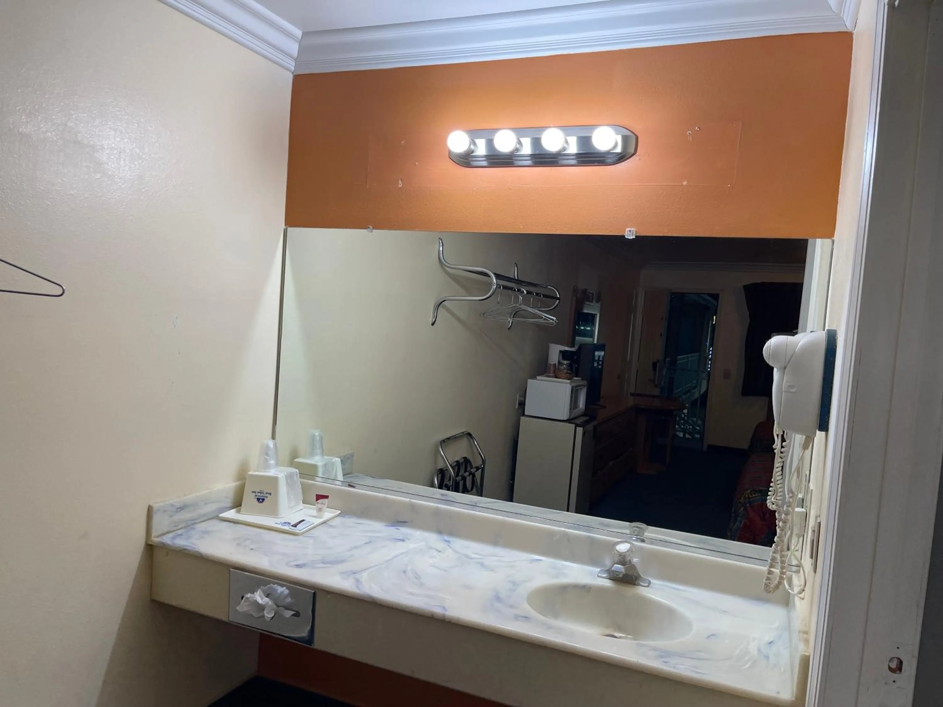 Bathroom in Aerospace Inn-Mojave