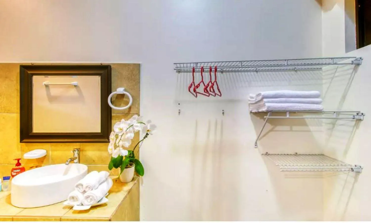 Bathroom in Hotel San Rafael Ecolodge