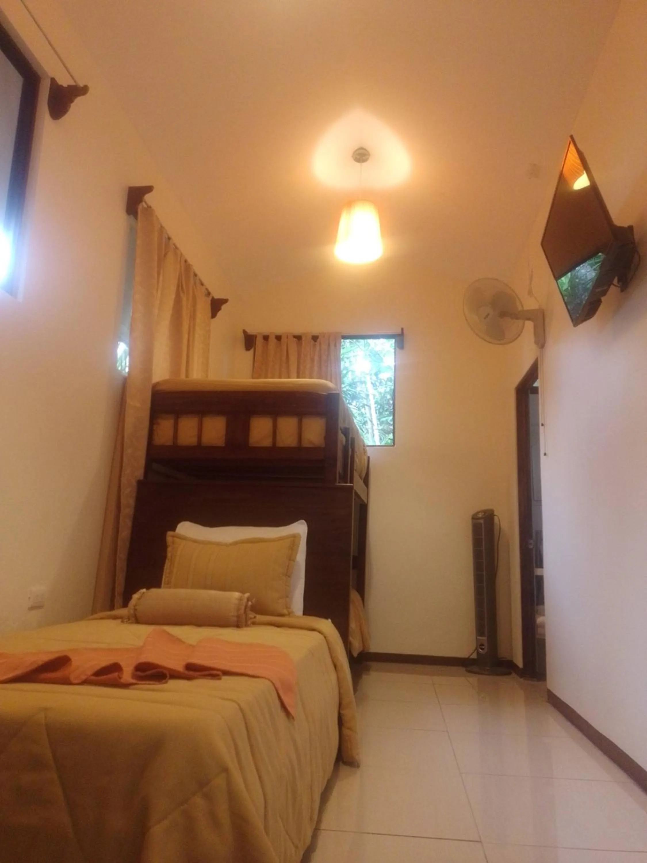 Bed in Hotel San Rafael Ecolodge