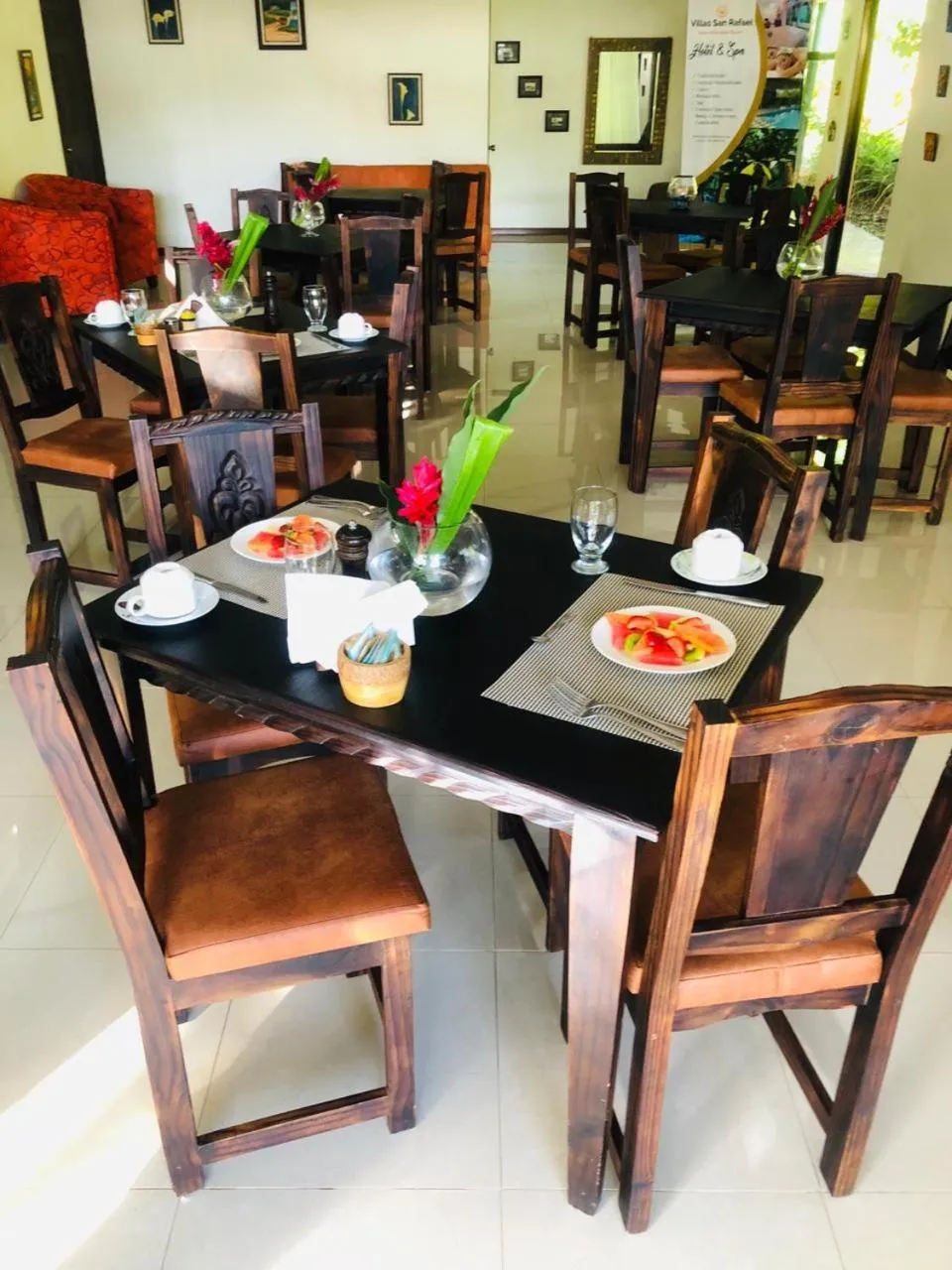 Restaurant/places to eat in Hotel San Rafael Ecolodge