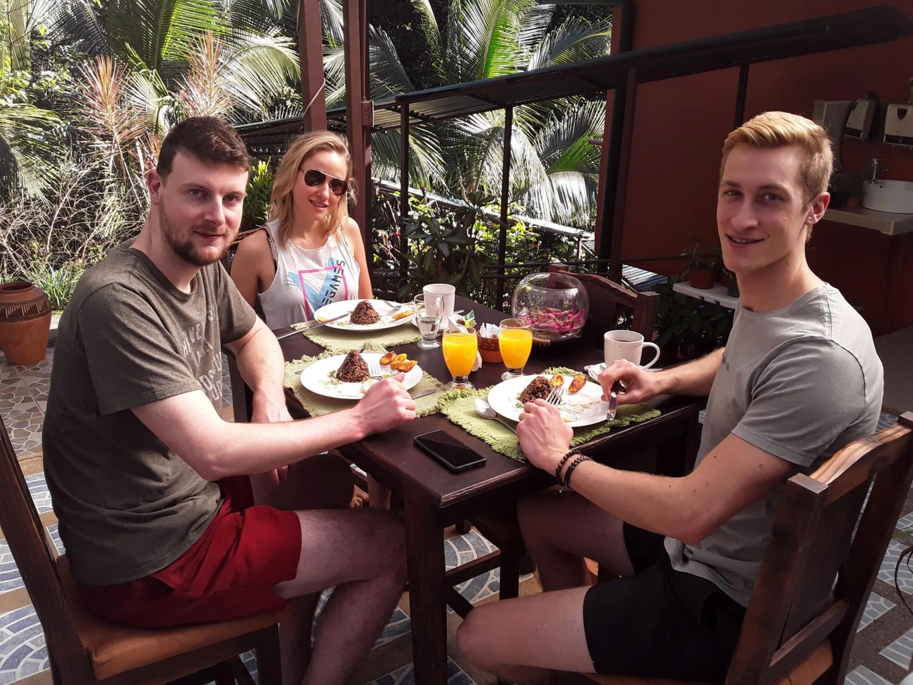 Swimming pool in Hotel San Rafael Ecolodge
