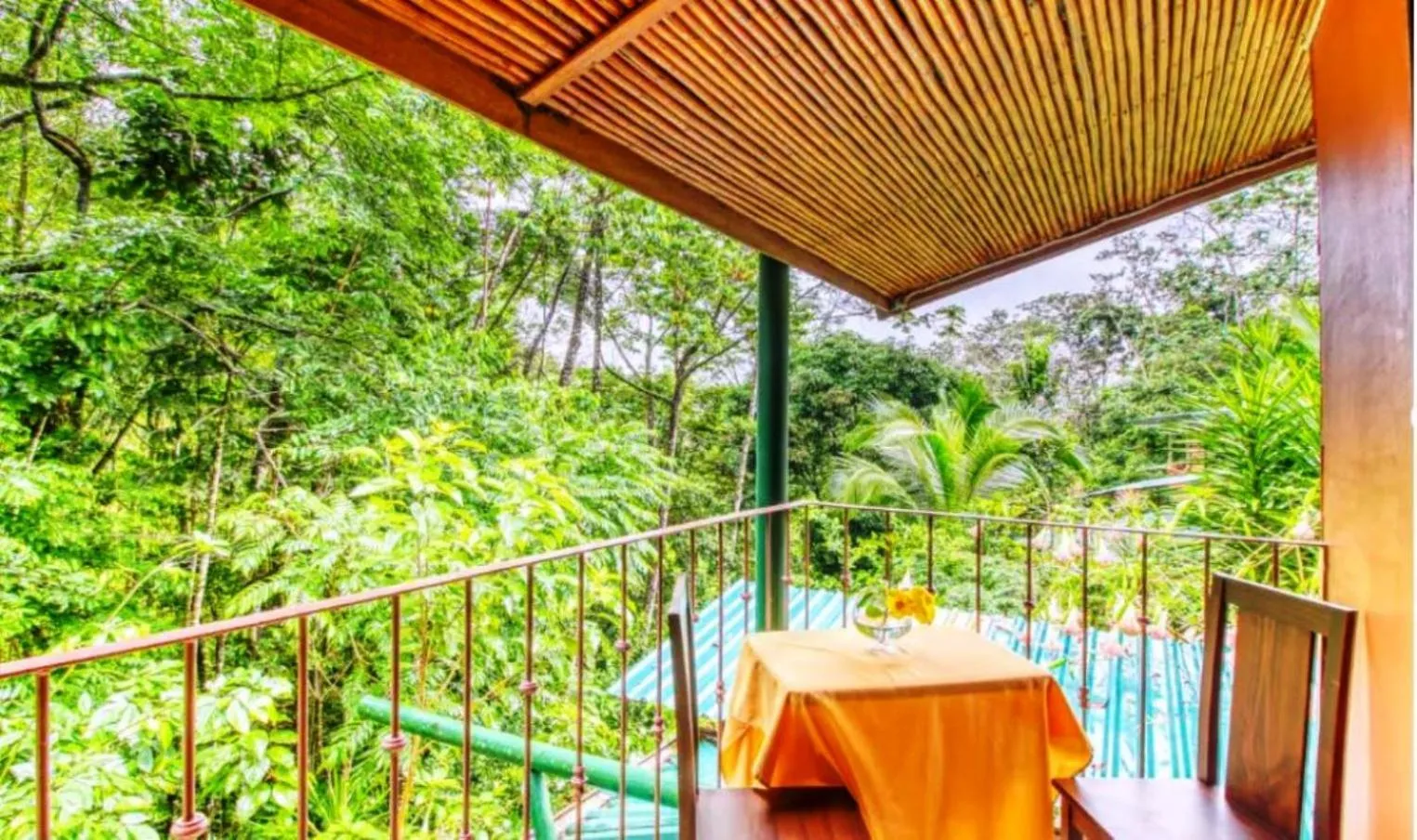 Balcony/Terrace in Hotel San Rafael Ecolodge