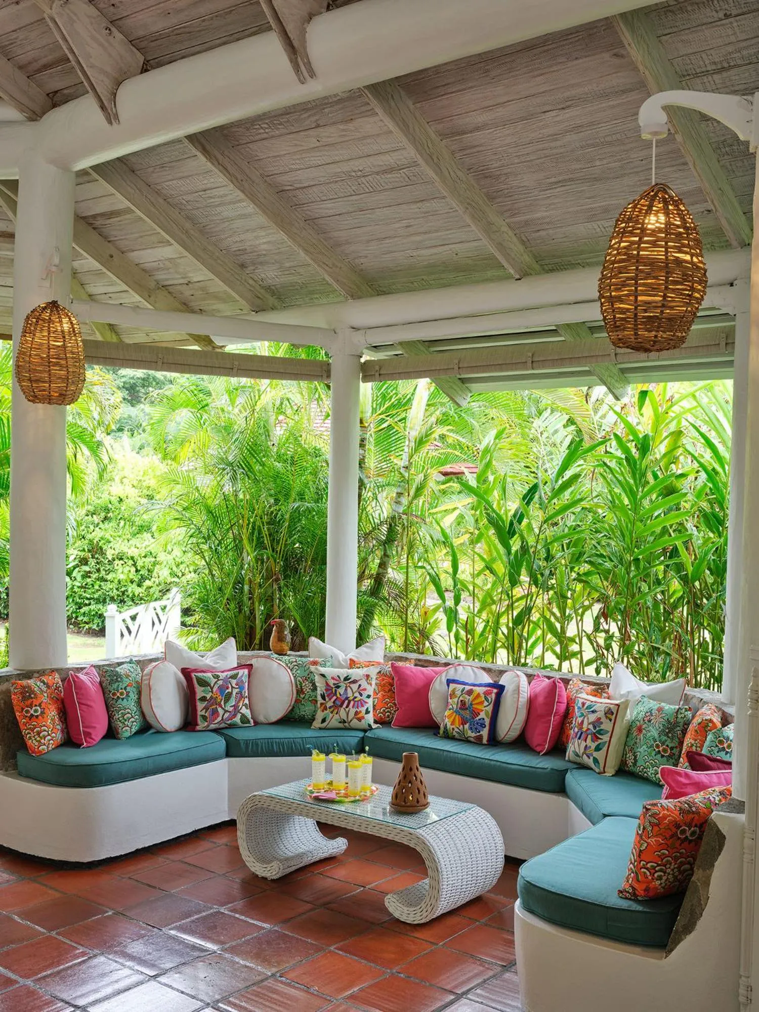 Restaurant/places to eat in East Winds St. Lucia- All Inclusive