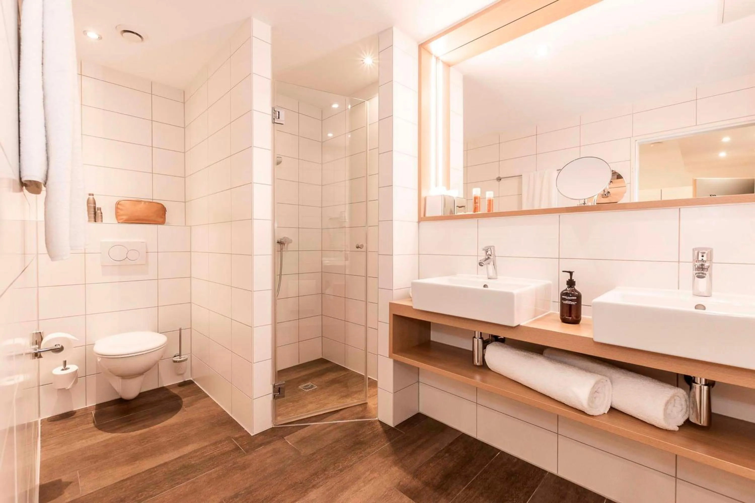 Bathroom in Boutique Hotel Atrium München