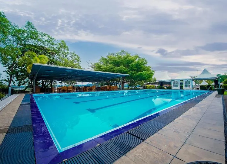 Swimming pool in Ramadia Ran Mal Holiday Resort
