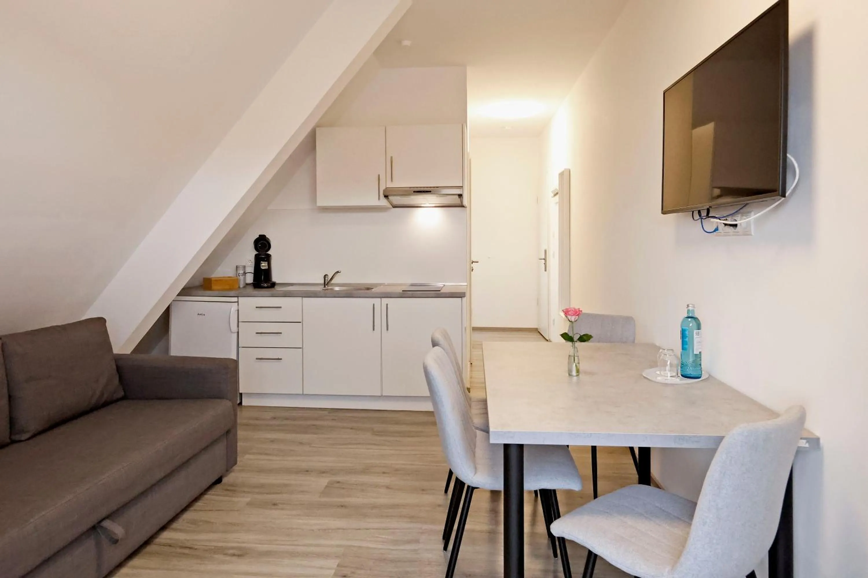 Kitchen or kitchenette in Vinotel Weinstrasse