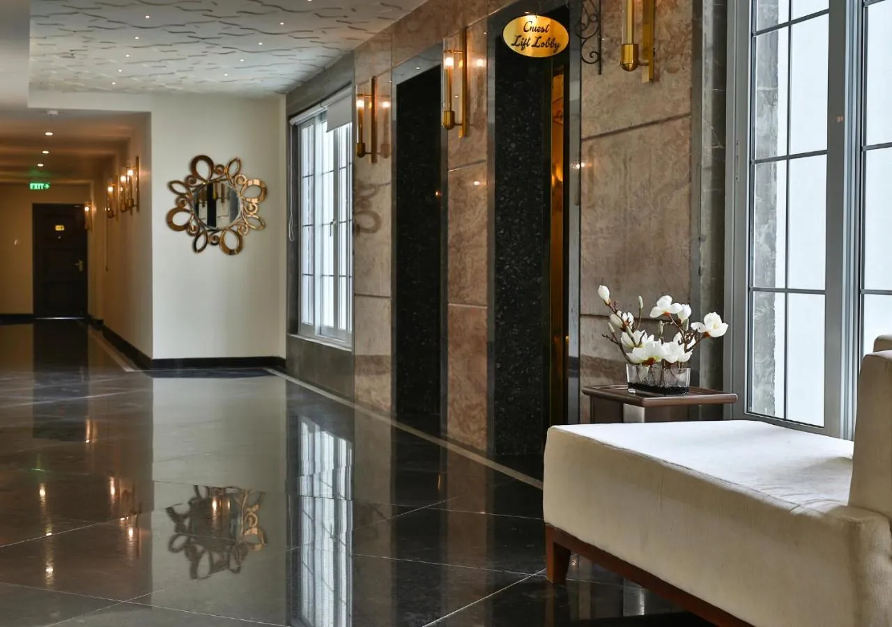 Patio in Accord Chrome