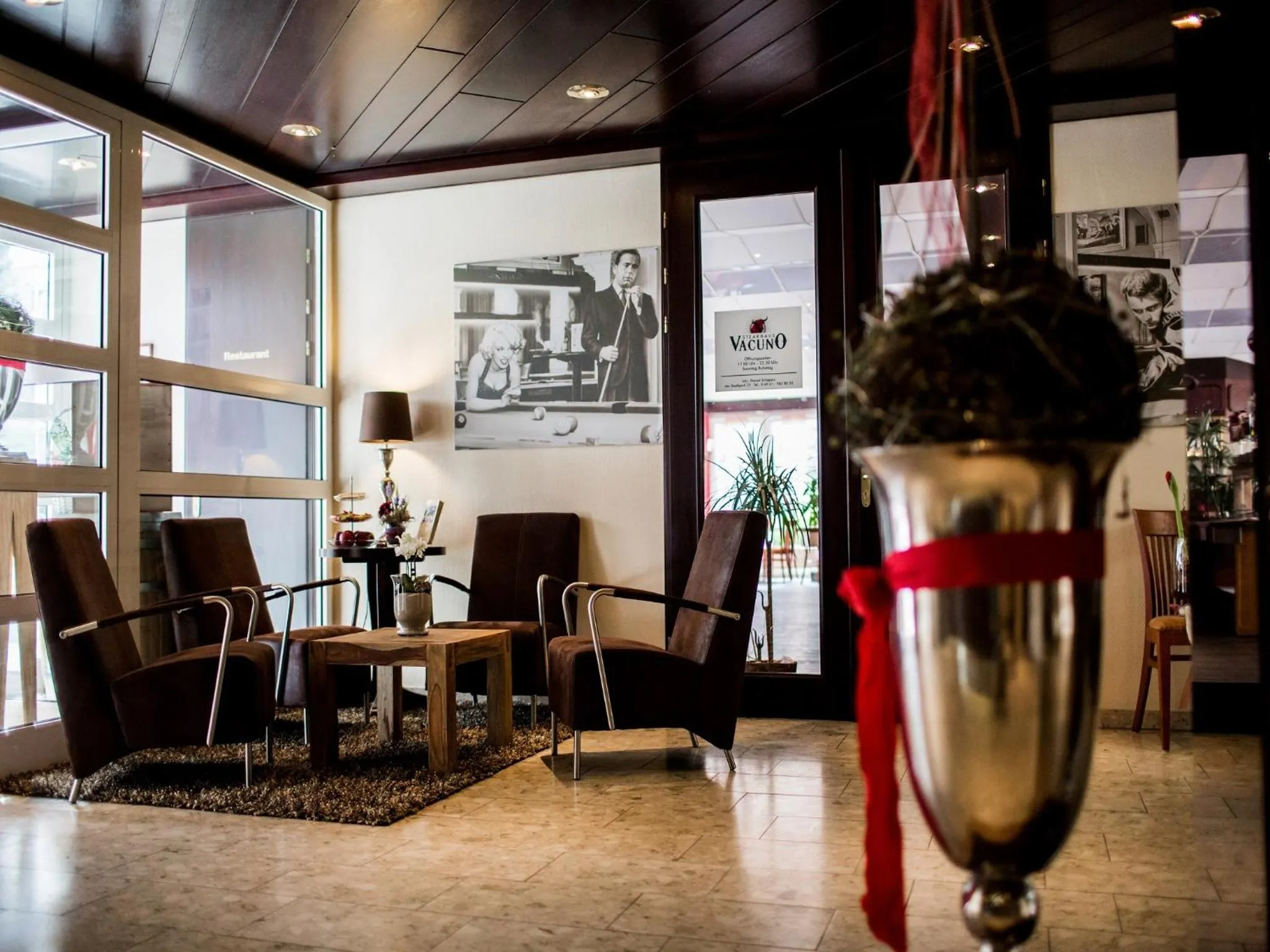 Lobby or reception in Parkhotel Papenburg by Hackmann