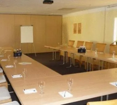 Business facilities in Landhaus Begatal