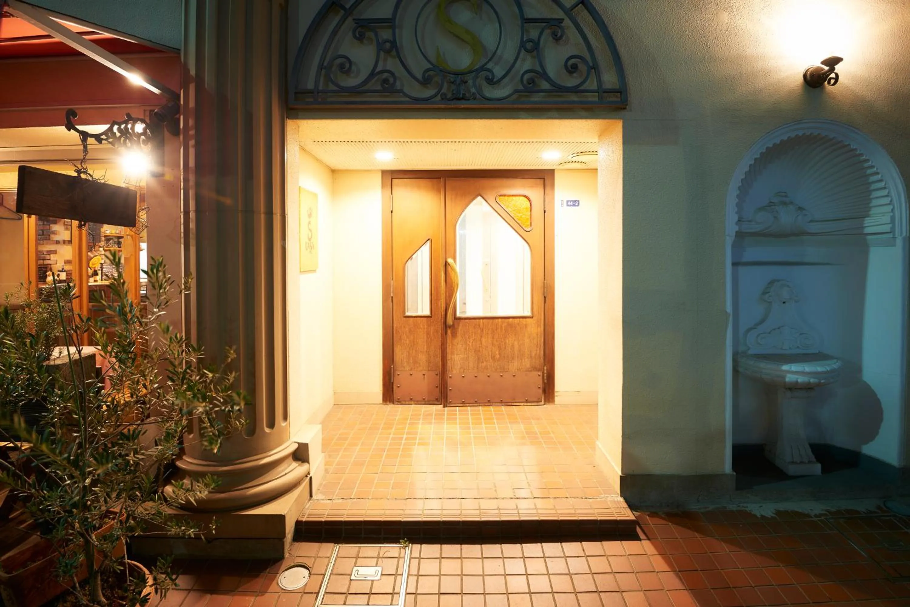 Facade/entrance in S'CASA NishiShinjuku