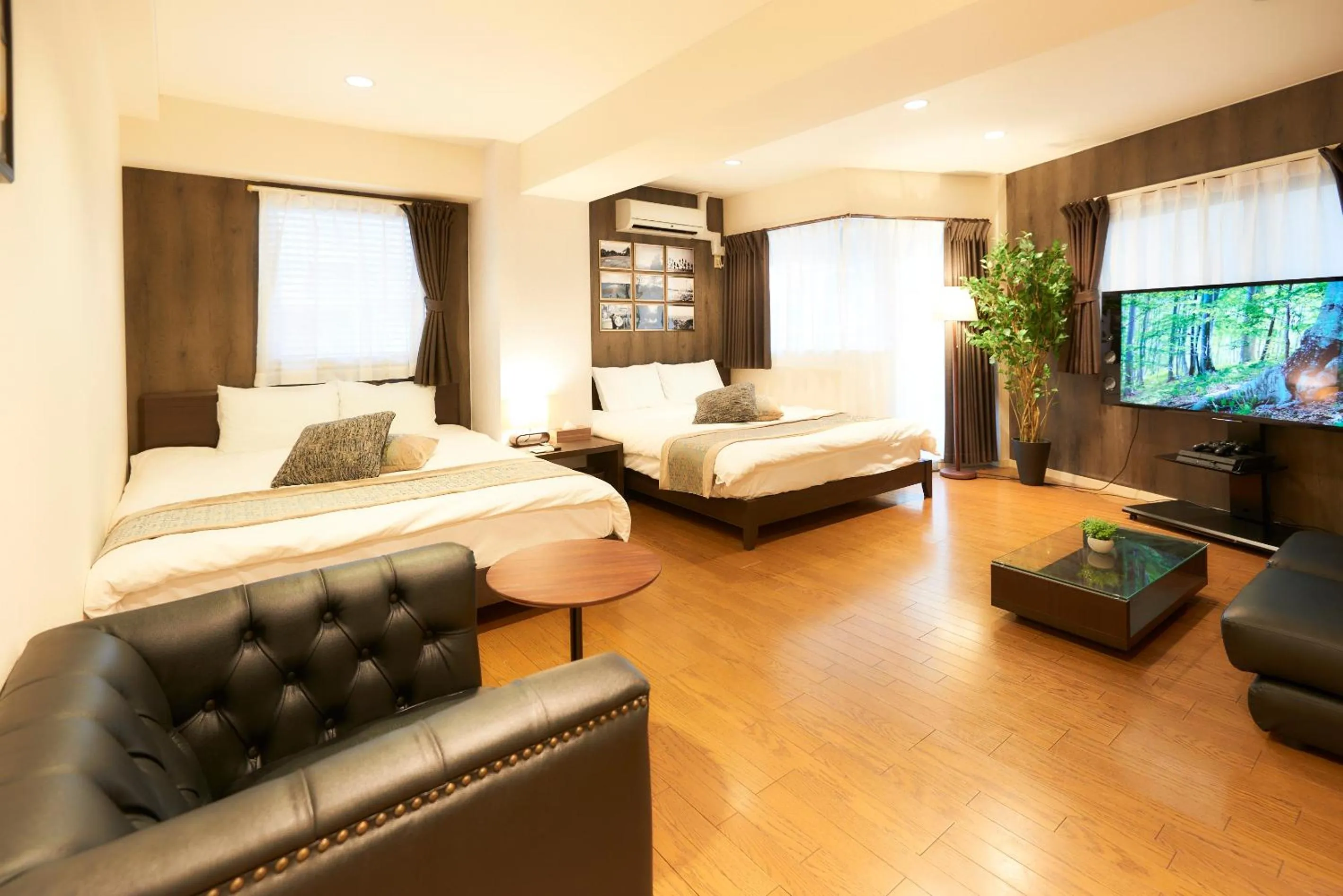 Photo of the whole room, Bed in S'CASA NishiShinjuku