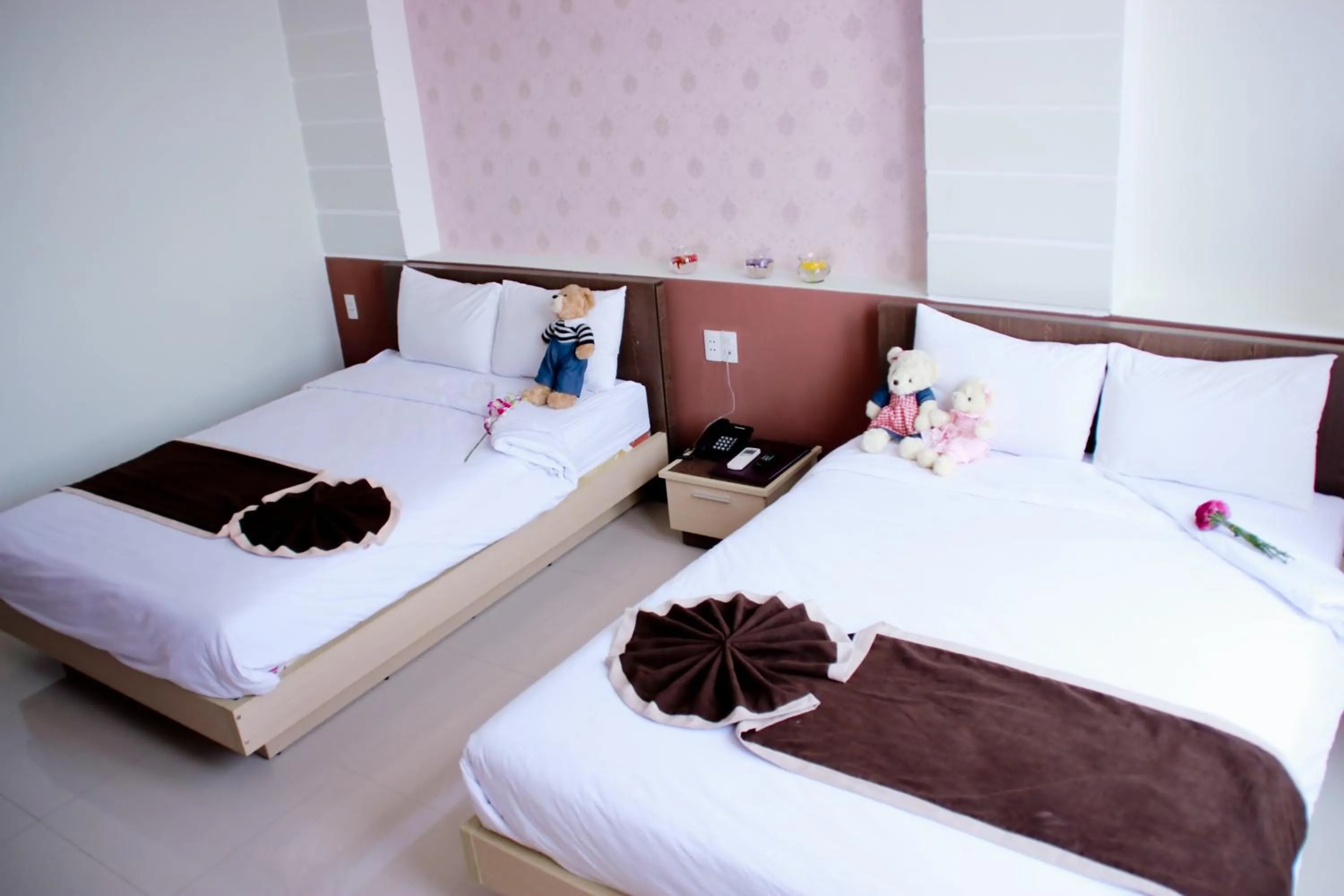 Bedroom, Bed in Princess Hotel