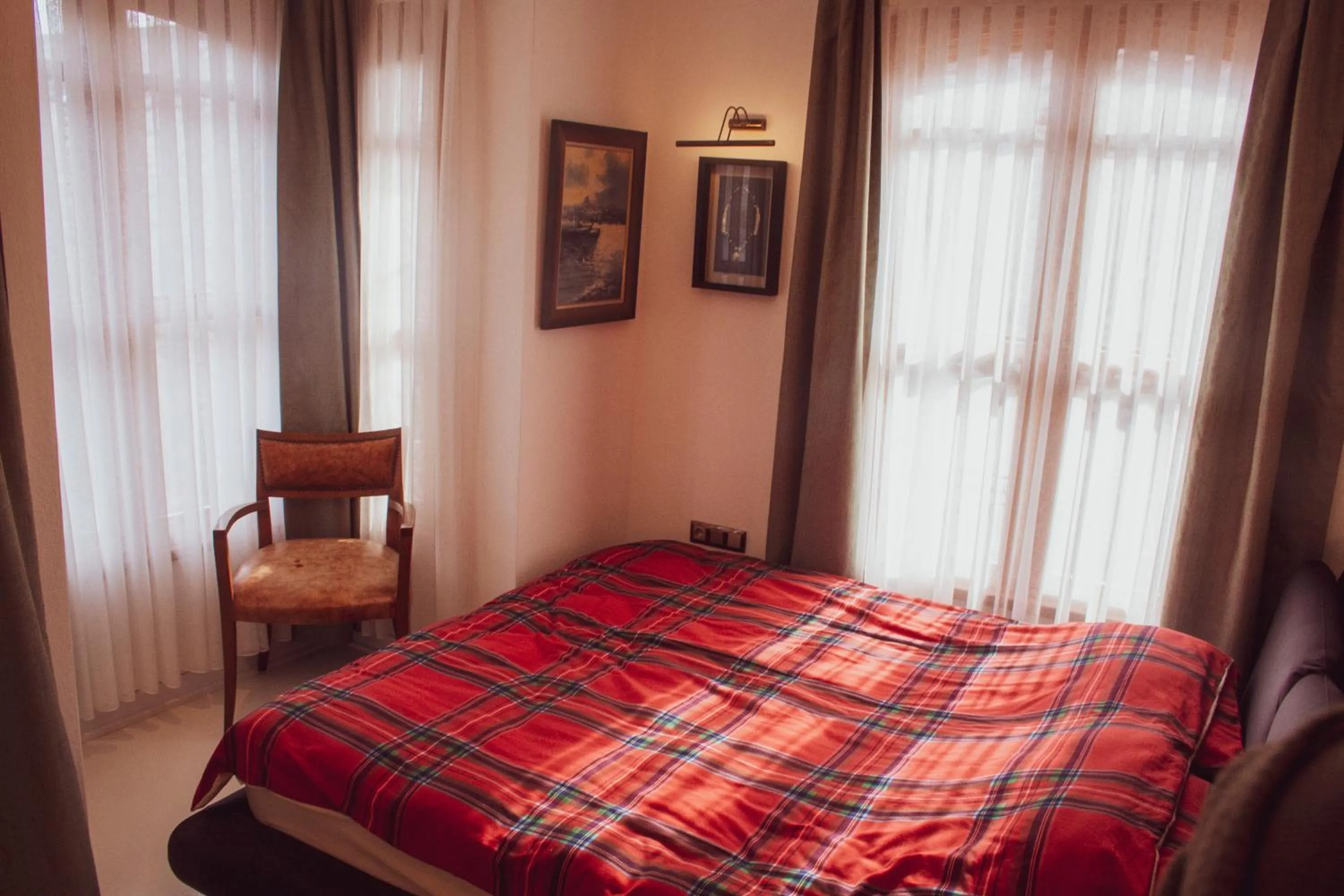 Bed in No 1 House By Valence