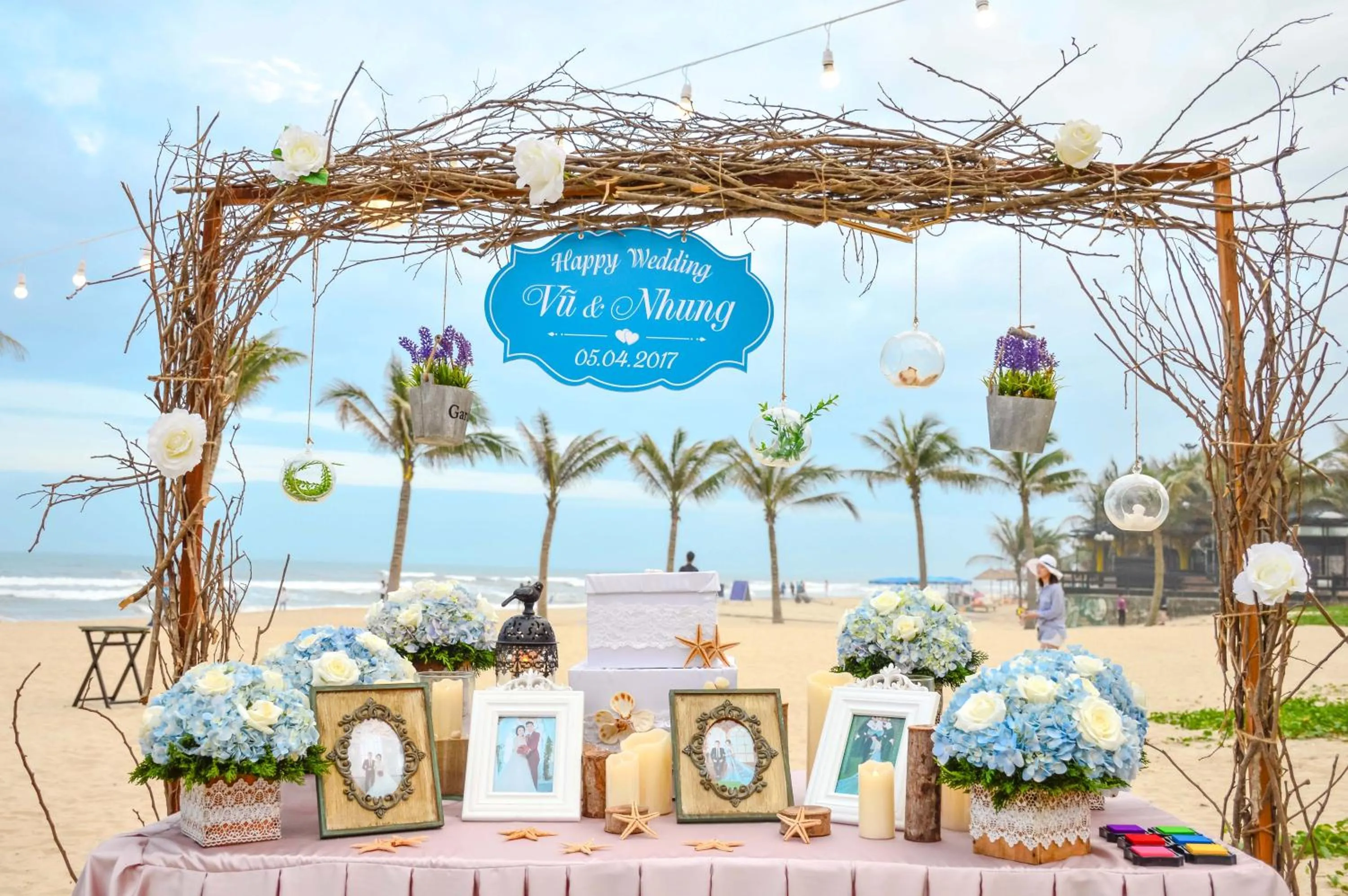 wedding in Holiday Beach Hotel Danang