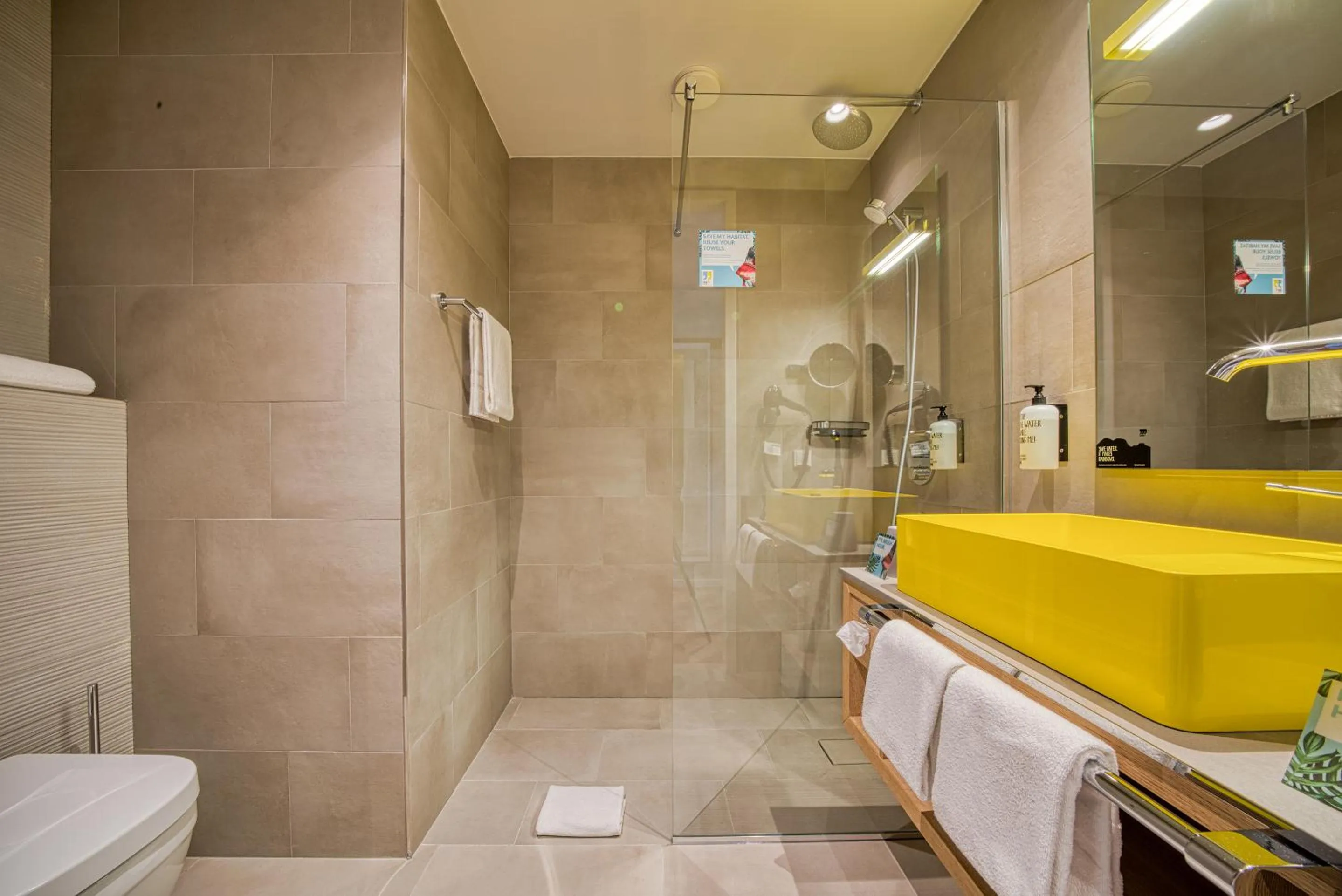 Shower in Vienna House Easy by Wyndham Amsterdam Airport Schiphol