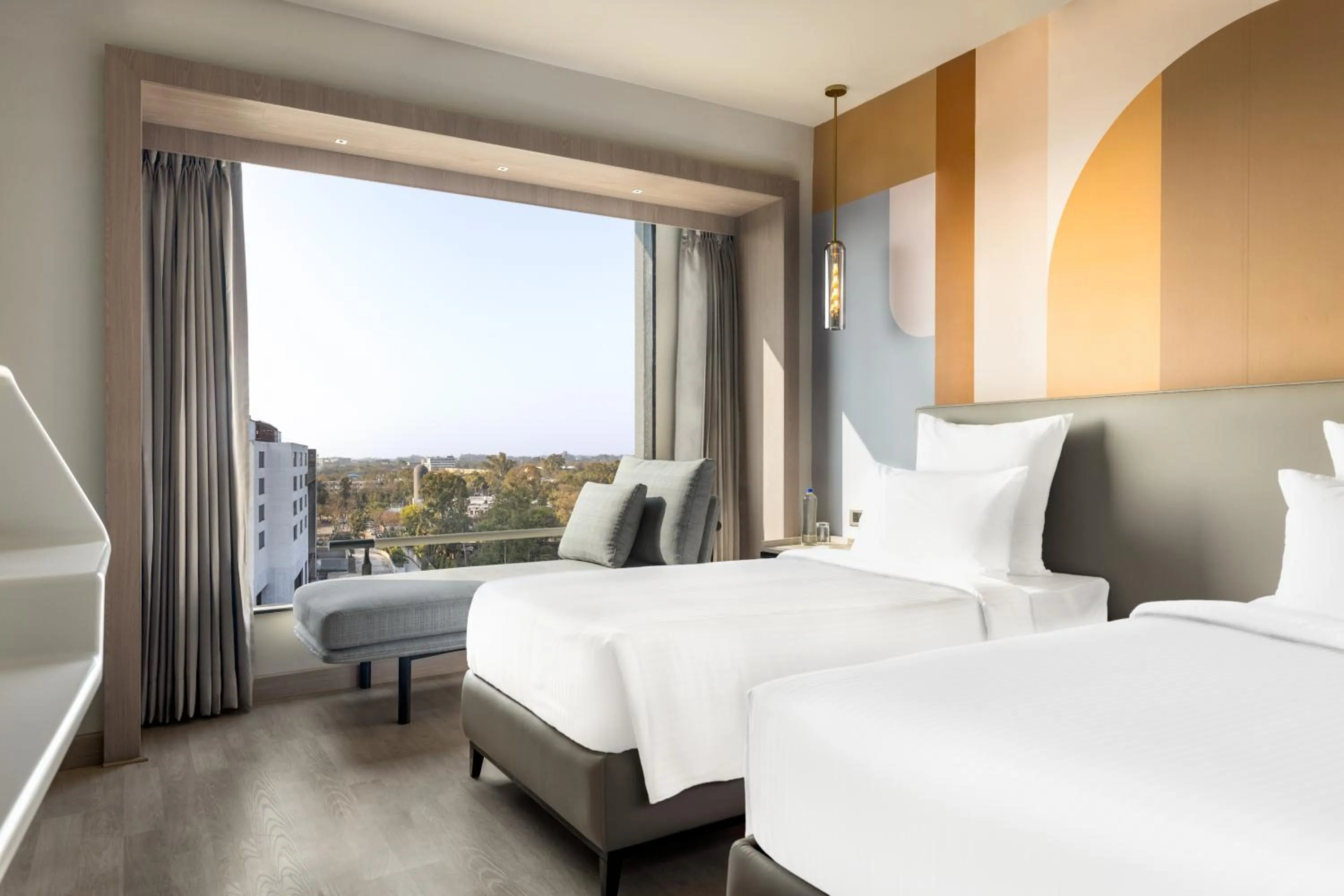 City view, Bed in Mercure Chandigarh Tribune Chowk