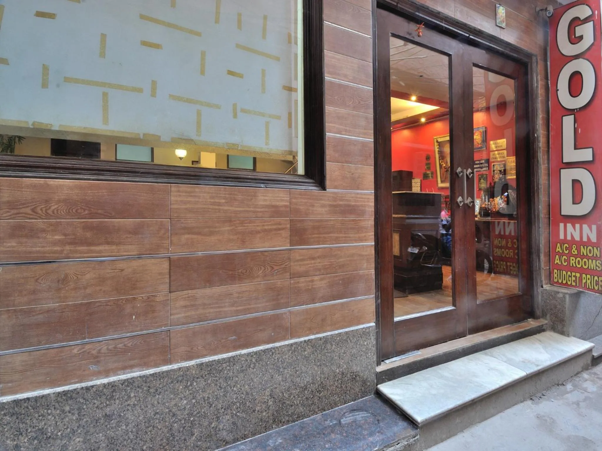 Facade/entrance in The Gold Inn - Paharganj