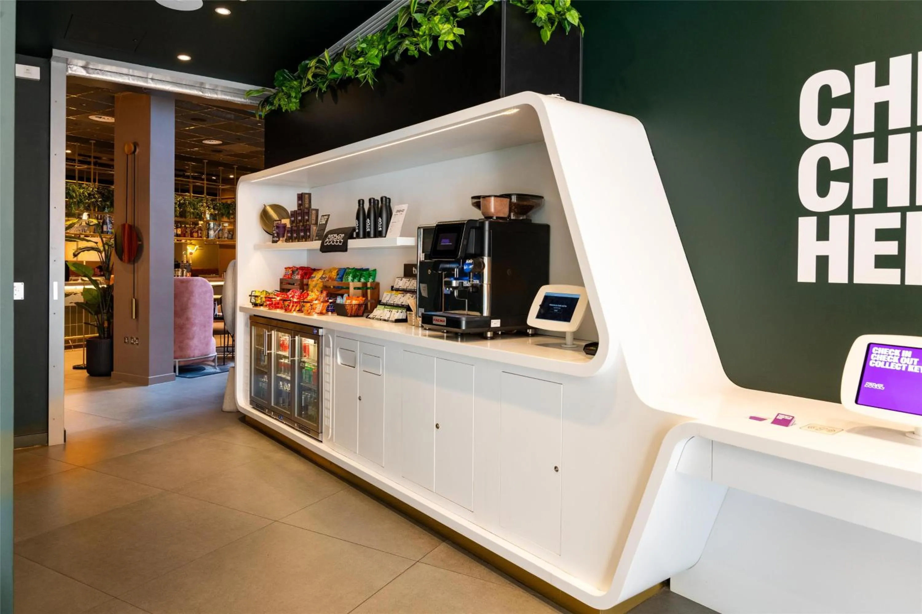 Food and drinks in YOTEL London City